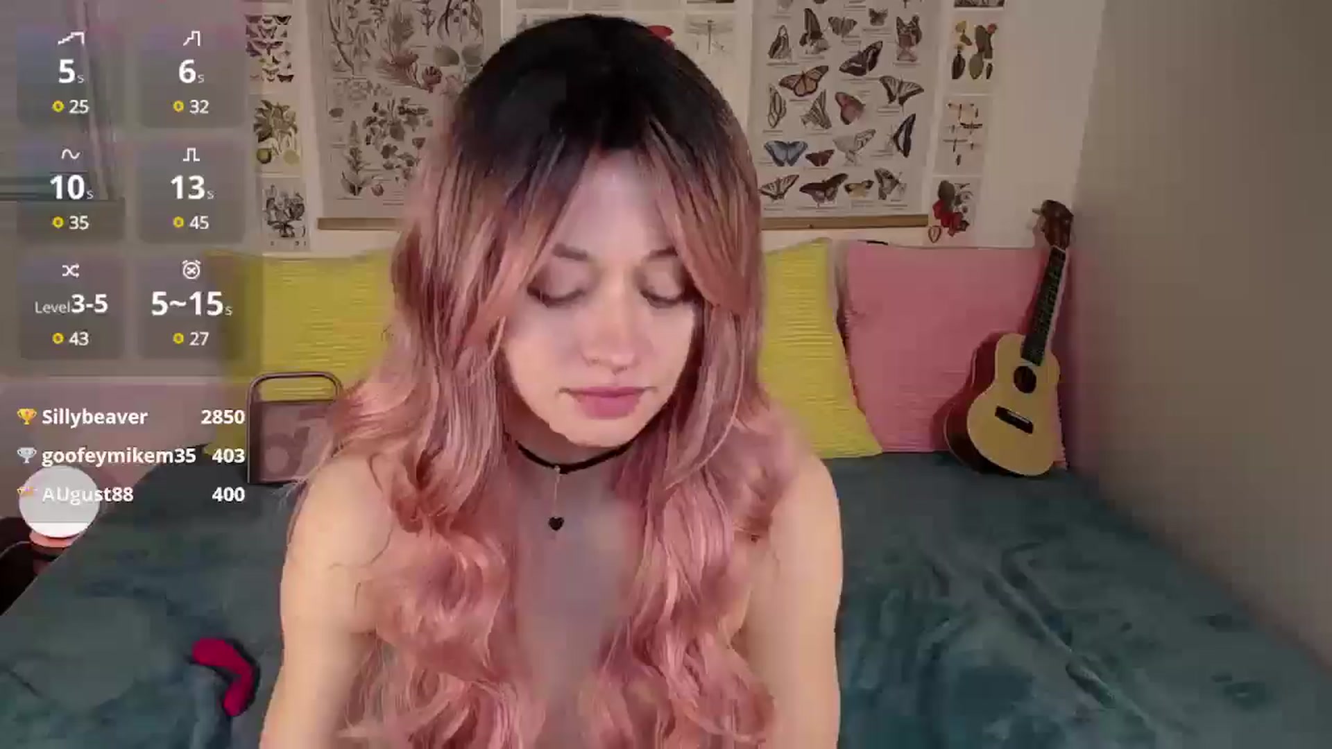 Gallery image thumbnail from MoonLush's myfreecams stream on, 05/16/2025, 22:05 image 16 of 20
