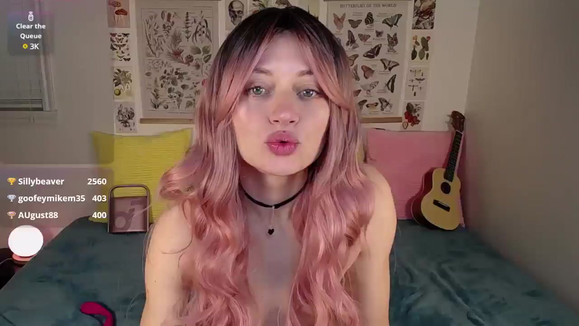 Gallery image thumbnail from MoonLush's myfreecams stream on, 05/16/2025, 22:05 image 11 of 20