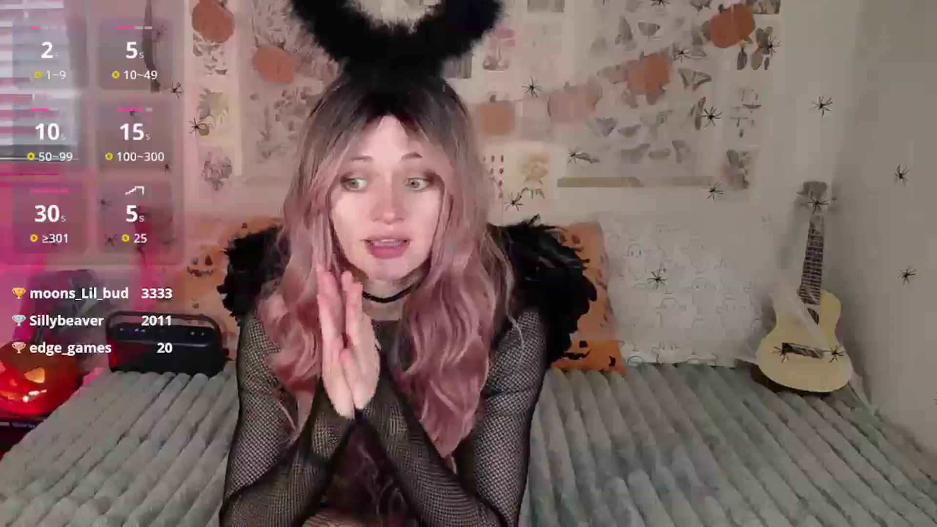 Gallery image thumbnail from MoonLush's myfreecams stream on, 10/24/2025, 23:39 image 6 of 20