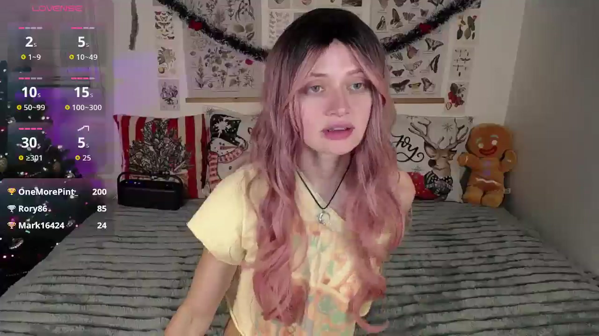 Gallery image thumbnail from MoonLush's myfreecams stream on, 12/11/2025, 24:34 image 16 of 20