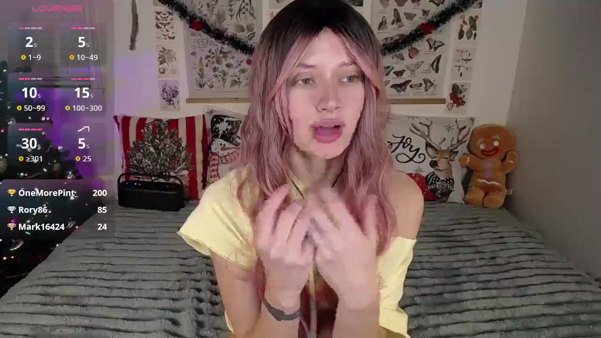 Gallery image thumbnail from MoonLush's myfreecams stream on, 12/11/2025, 24:34 image 15 of 20