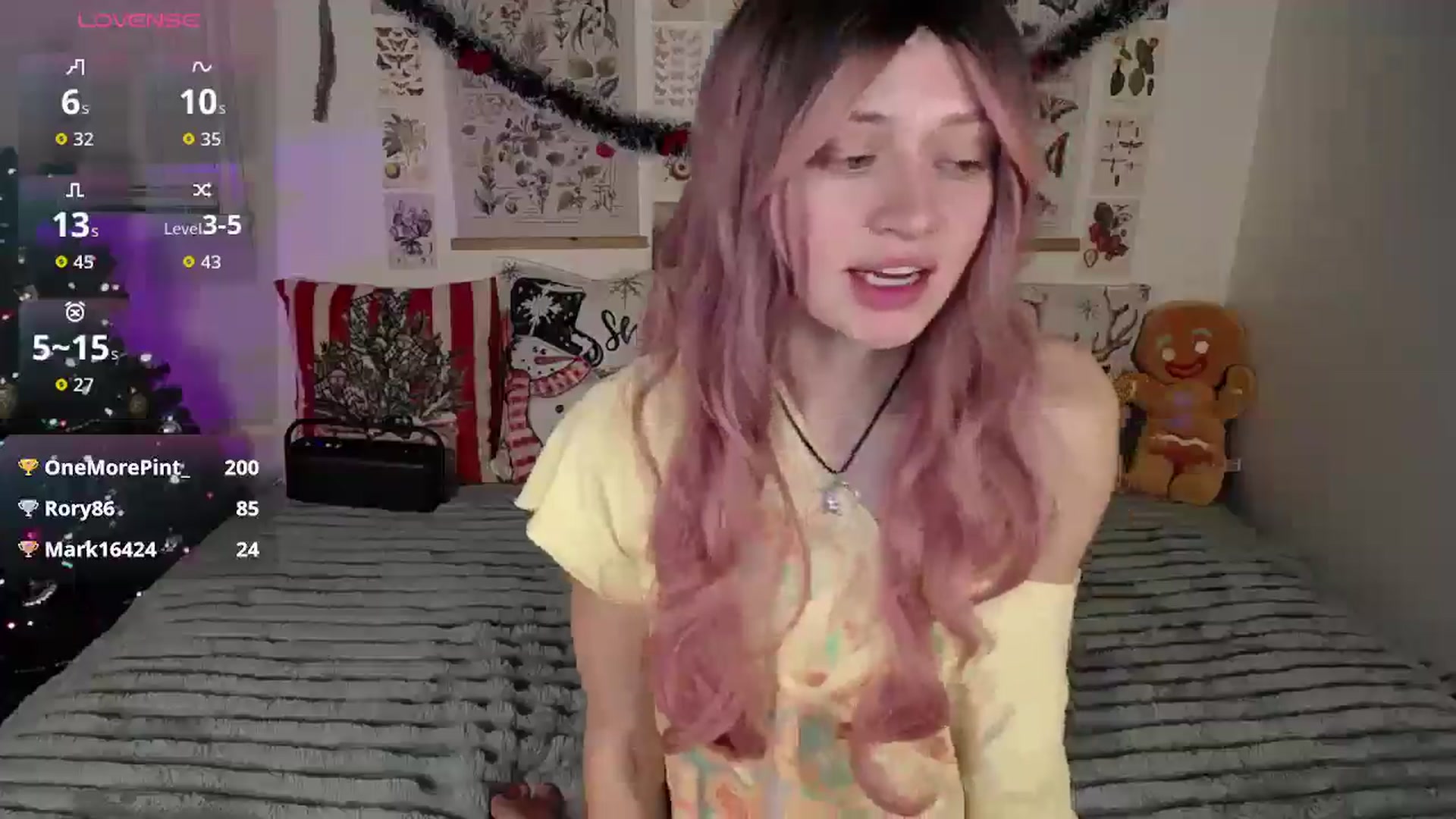 Gallery image thumbnail from MoonLush's myfreecams stream on, 12/11/2025, 24:34 image 12 of 20