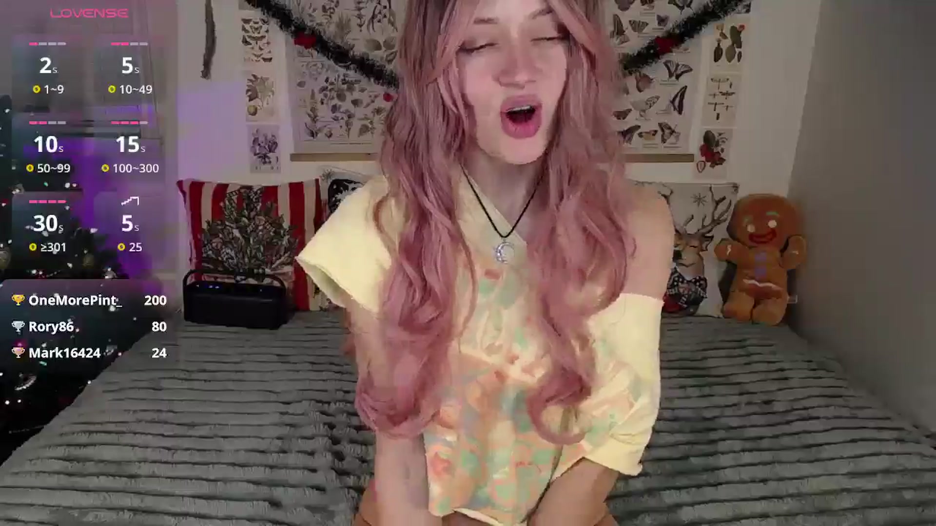 Gallery image thumbnail from MoonLush's myfreecams stream on, 12/11/2025, 24:34 image 6 of 20