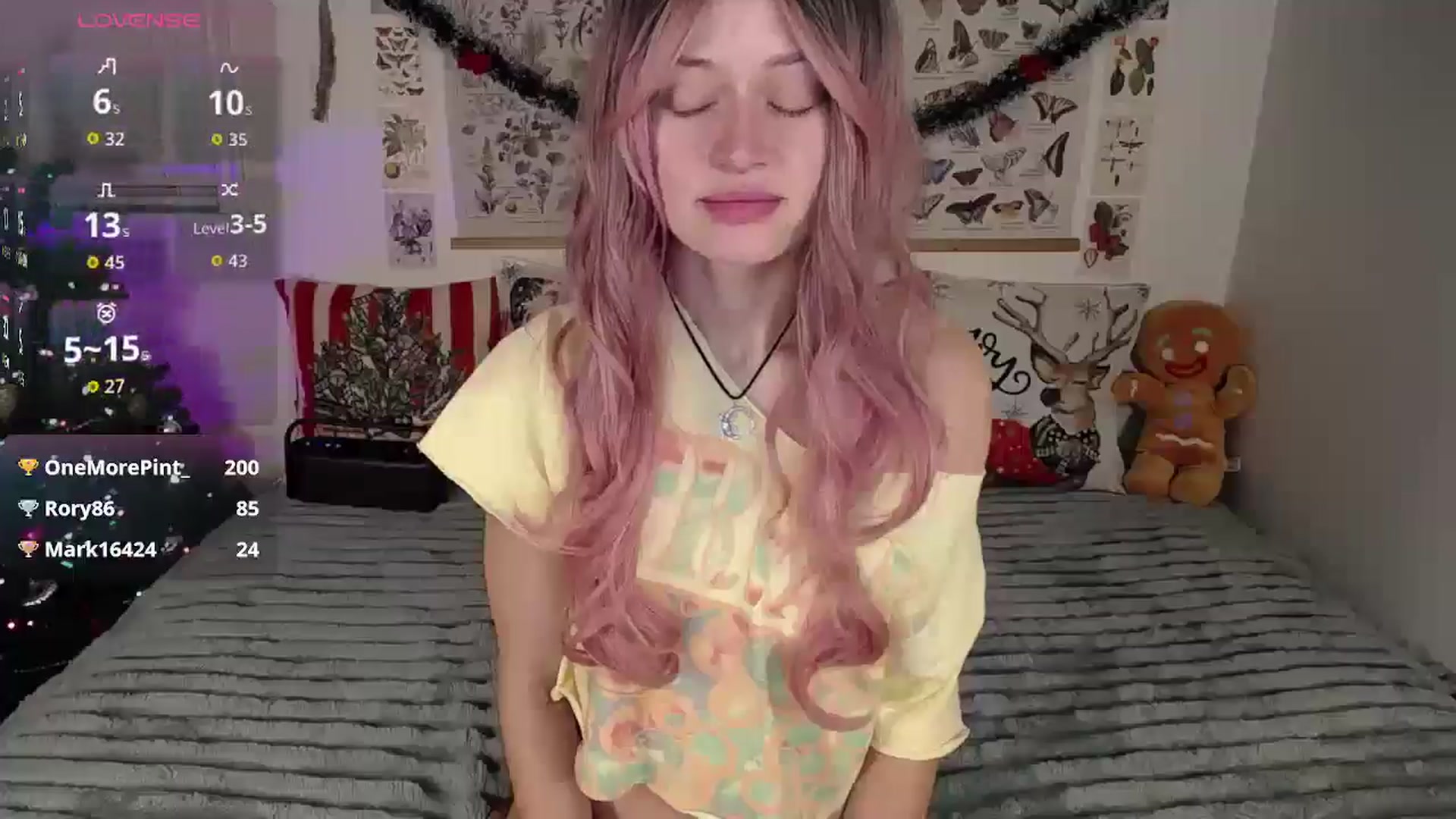 Gallery image thumbnail from MoonLush's myfreecams stream on, 12/11/2025, 24:34 image 10 of 20
