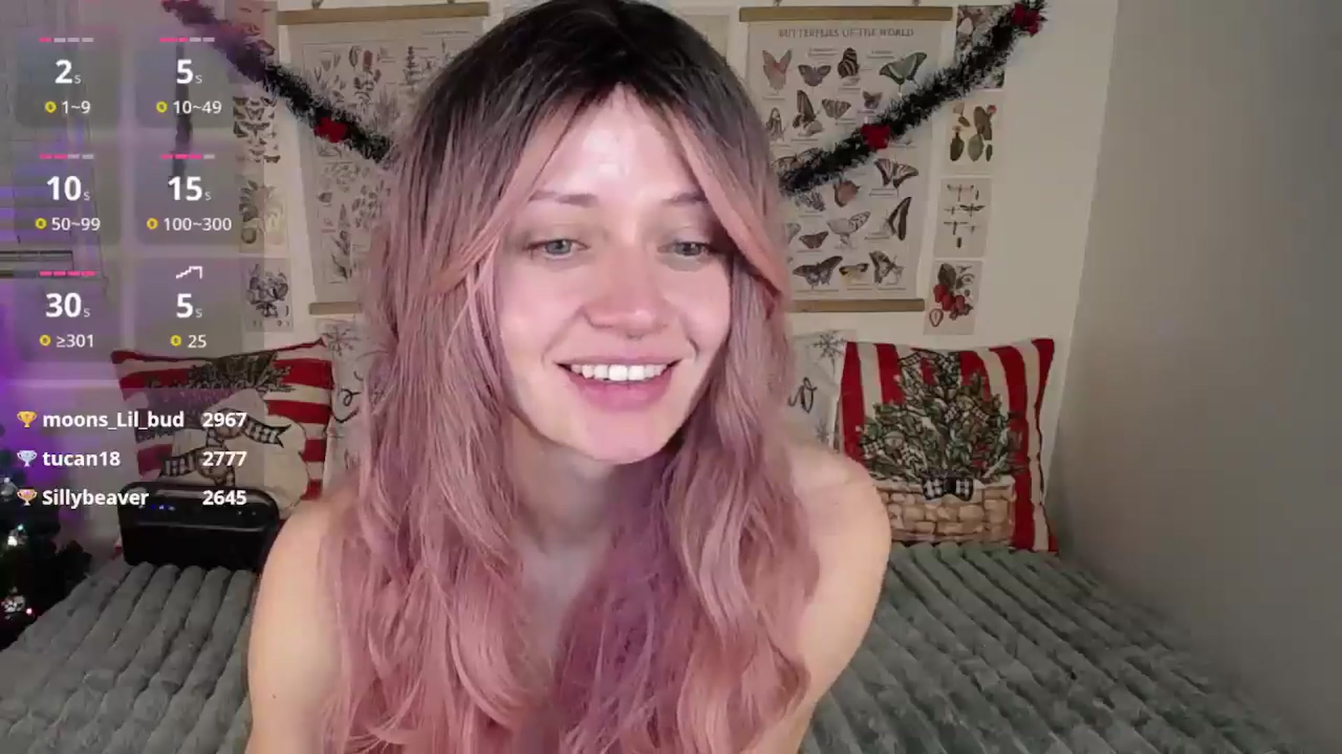 Gallery image thumbnail from MoonLush's myfreecams stream on, 12/28/2025, 24:20 image 16 of 20
