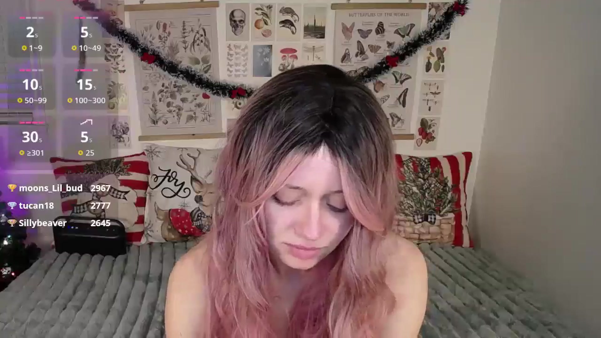 Gallery image thumbnail from MoonLush's myfreecams stream on, 12/28/2025, 24:20 image 17 of 20