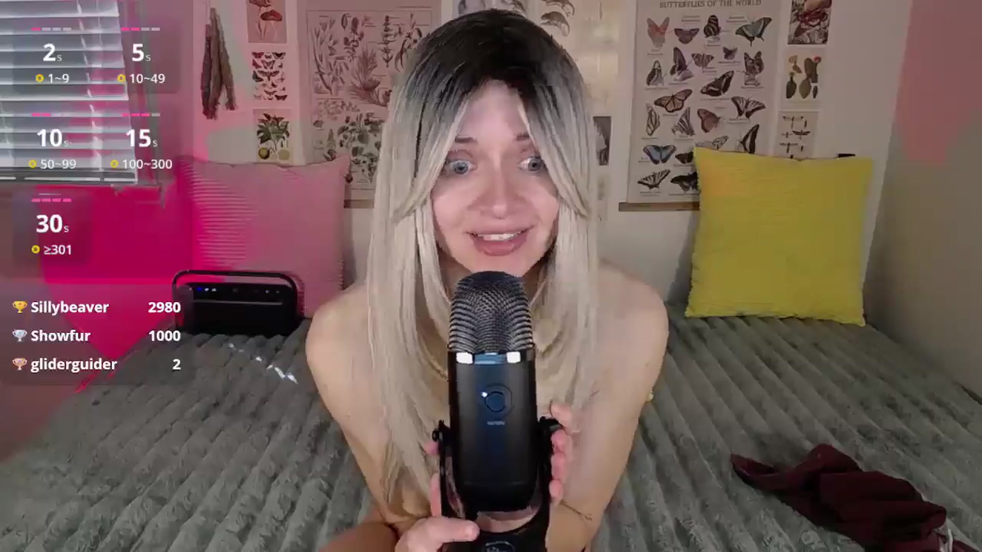 Gallery image thumbnail from MoonLush's myfreecams stream on, 04/04/2026, 22:23 image 9 of 20