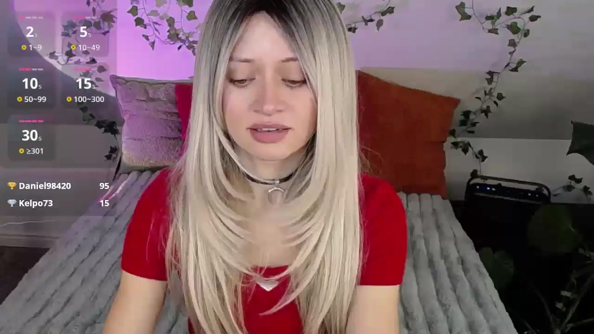 Gallery image thumbnail from MoonLush's myfreecams stream on, 04/17/2026, 21:49 image 12 of 20