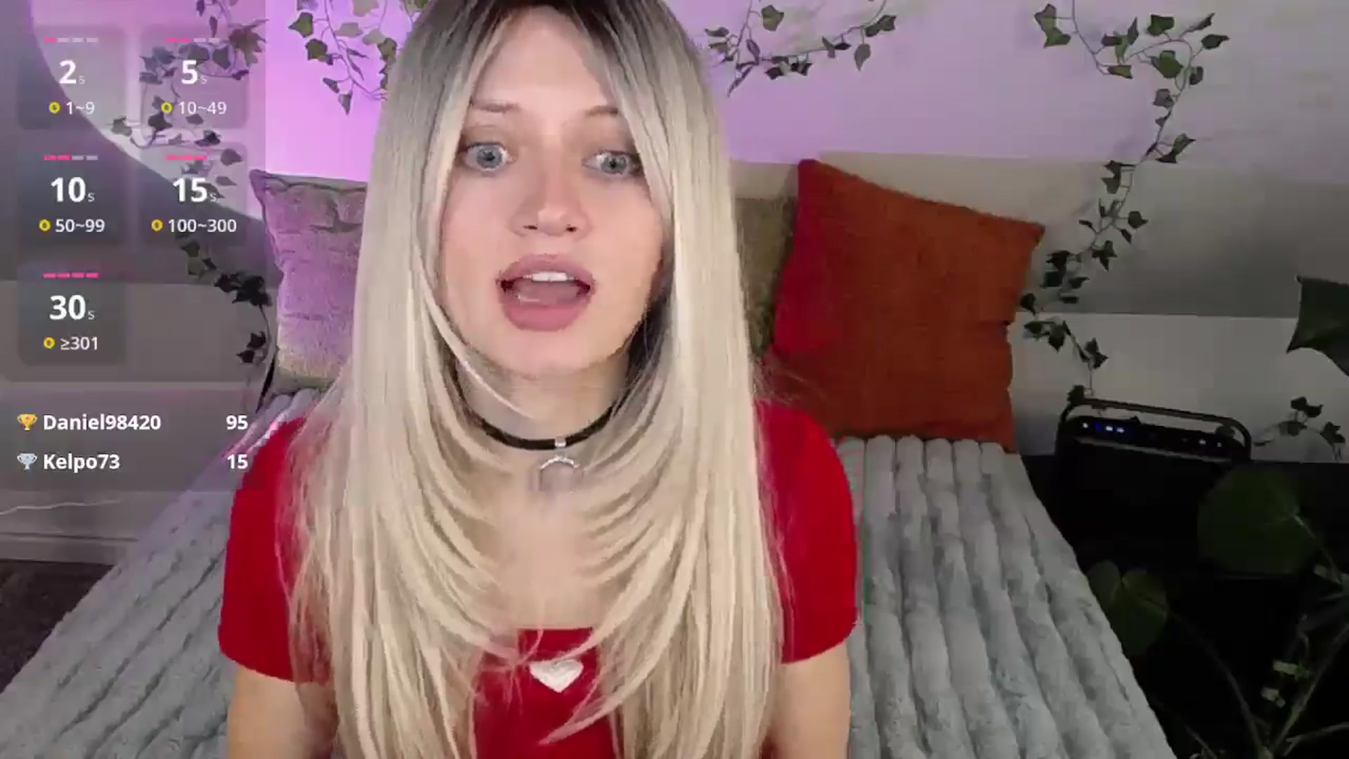 Gallery image thumbnail from MoonLush's myfreecams stream on, 04/17/2026, 21:49 image 8 of 20