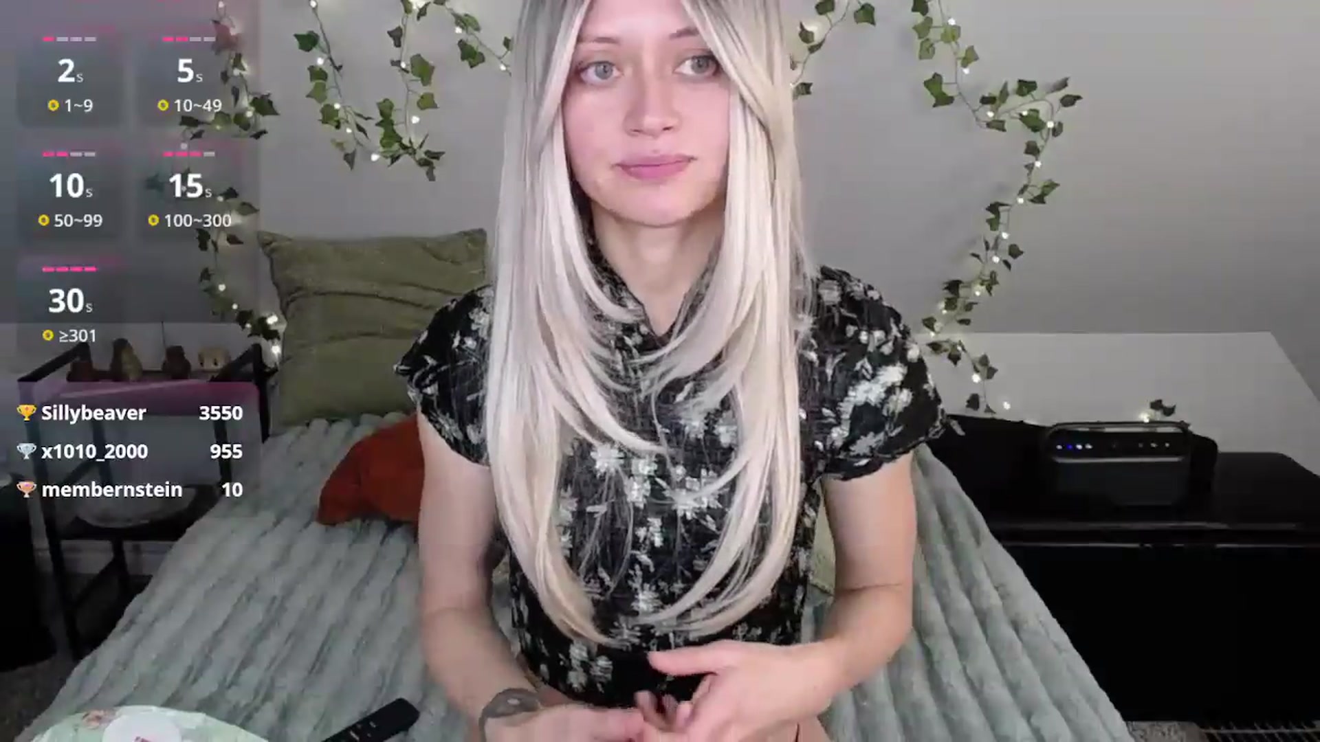 Gallery image thumbnail from MoonLush's myfreecams stream on, 04/24/2026, 23:33 image 11 of 20