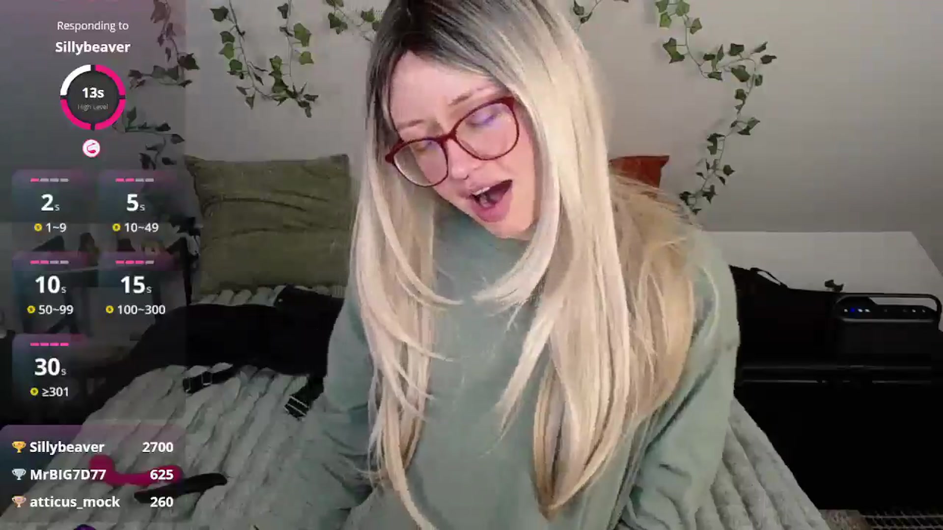 Gallery image thumbnail from MoonLush's myfreecams stream on, 04/25/2026, 21:55 image 9 of 20