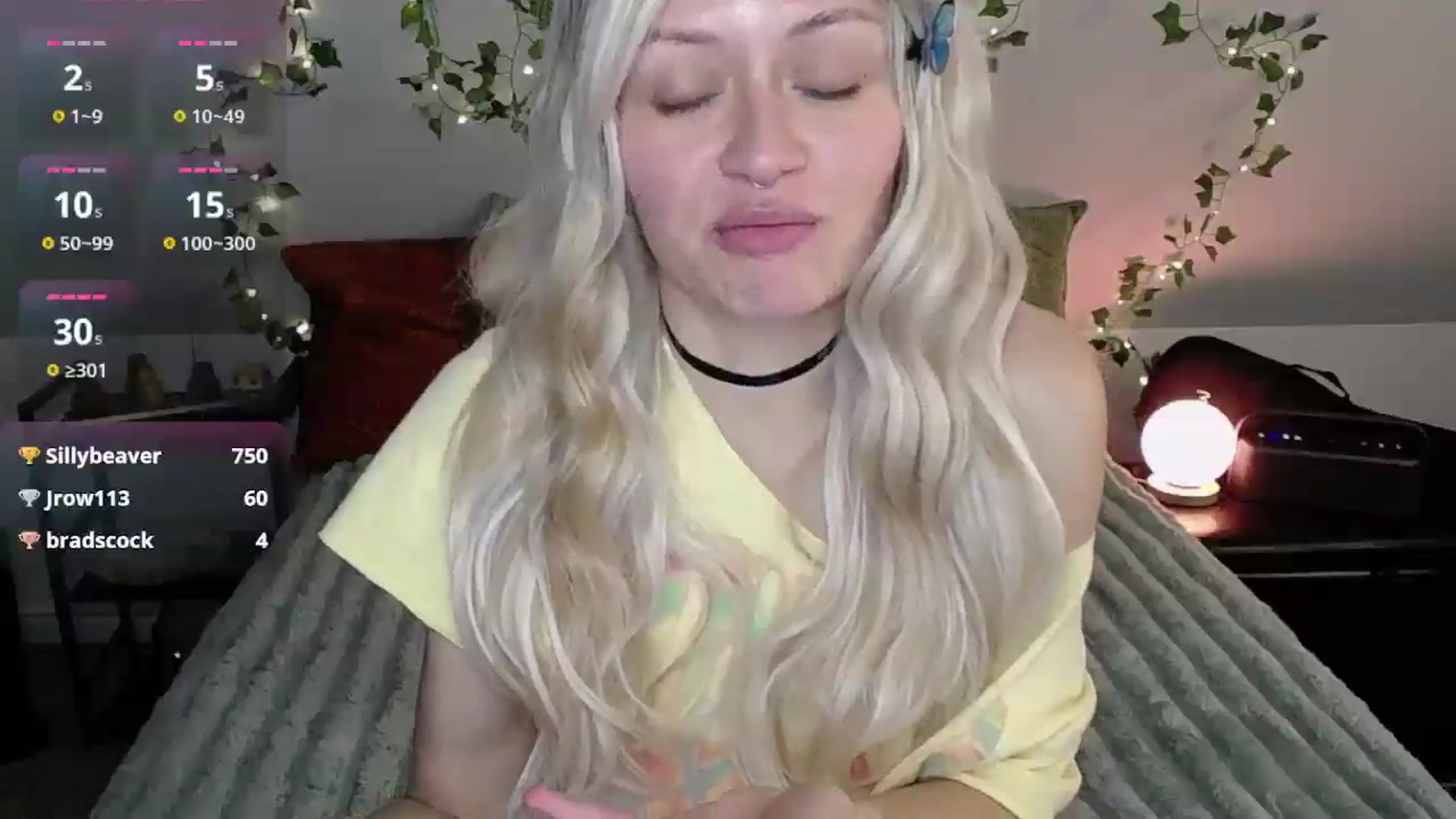 Gallery image thumbnail from MoonLush's myfreecams stream on, 05/08/2026, 22:50 image 3 of 20