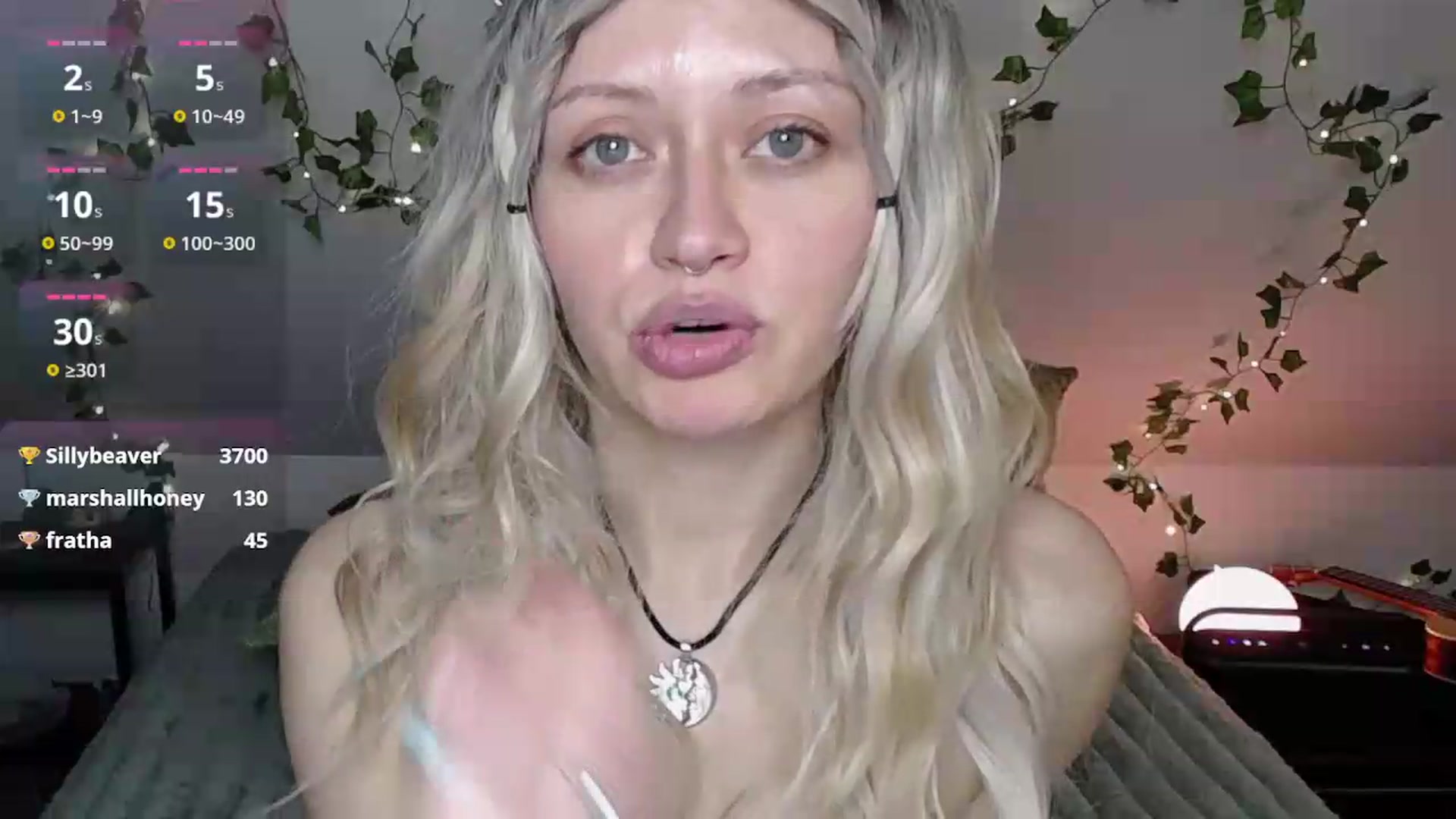 Gallery image thumbnail from MoonLush's myfreecams stream on, 05/22/2026, 23:02 image 14 of 20