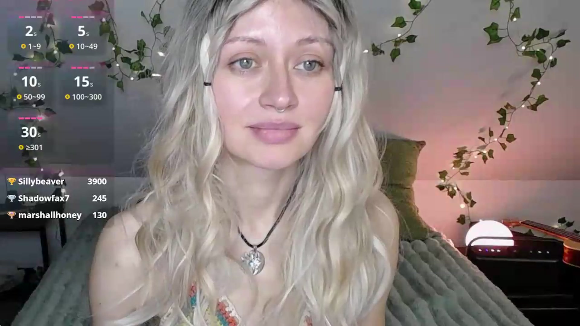 Gallery image thumbnail from MoonLush's myfreecams stream on, 05/22/2026, 23:02 image 19 of 20