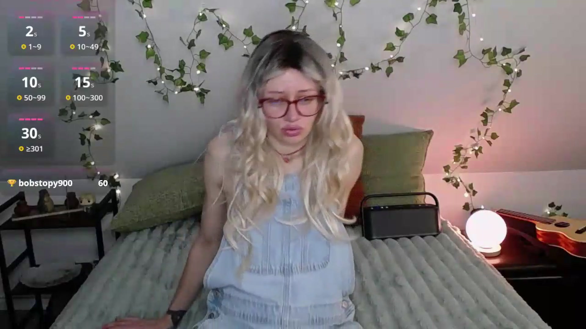 Gallery image thumbnail from MoonLush's myfreecams stream on, 06/05/2026, 22:37 image 3 of 20