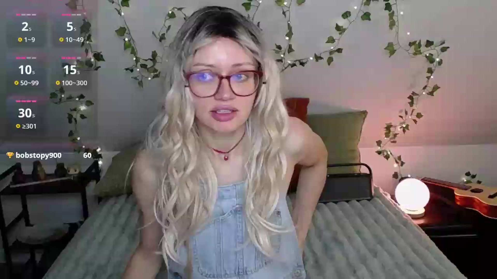 Gallery image thumbnail from MoonLush's myfreecams stream on, 06/05/2026, 22:37 image 1 of 20