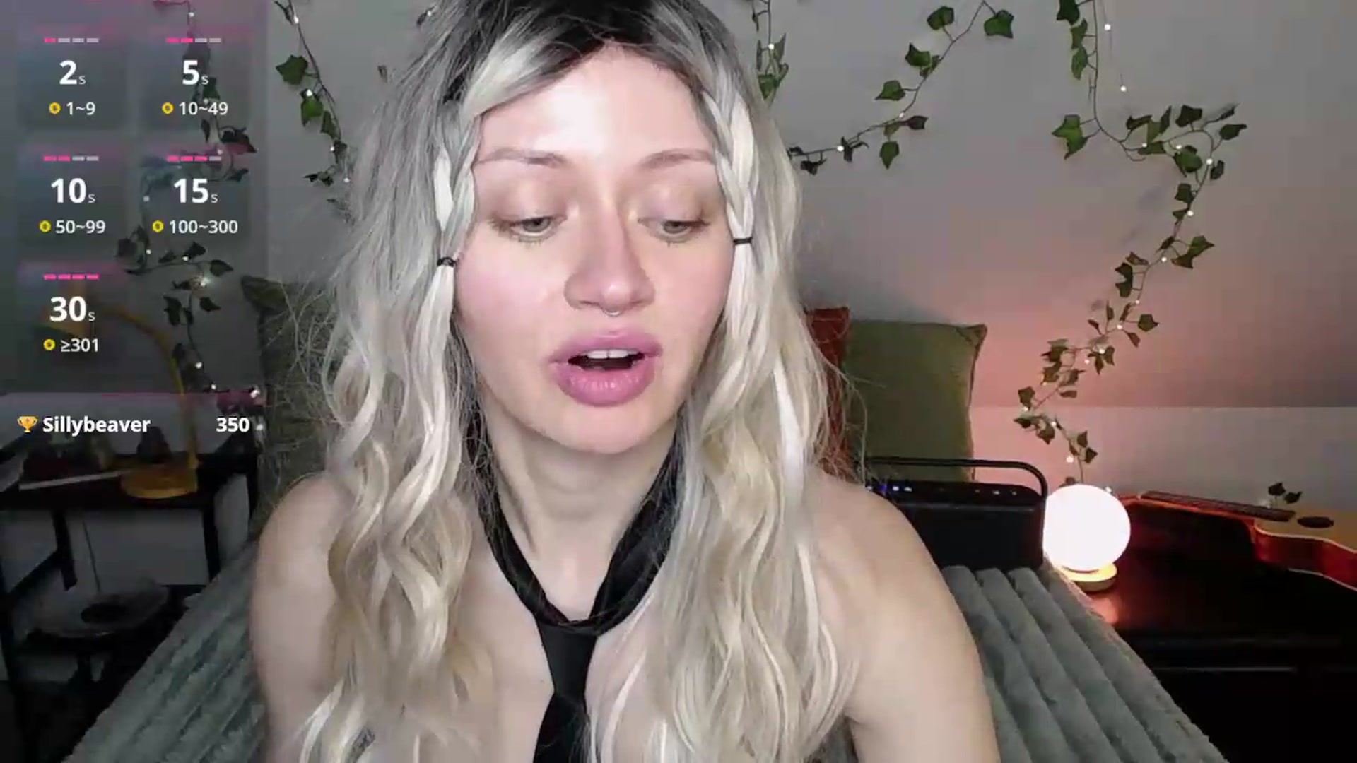 Gallery image thumbnail from MoonLush's myfreecams stream on, 06/26/2026, 22:09 image 5 of 20
