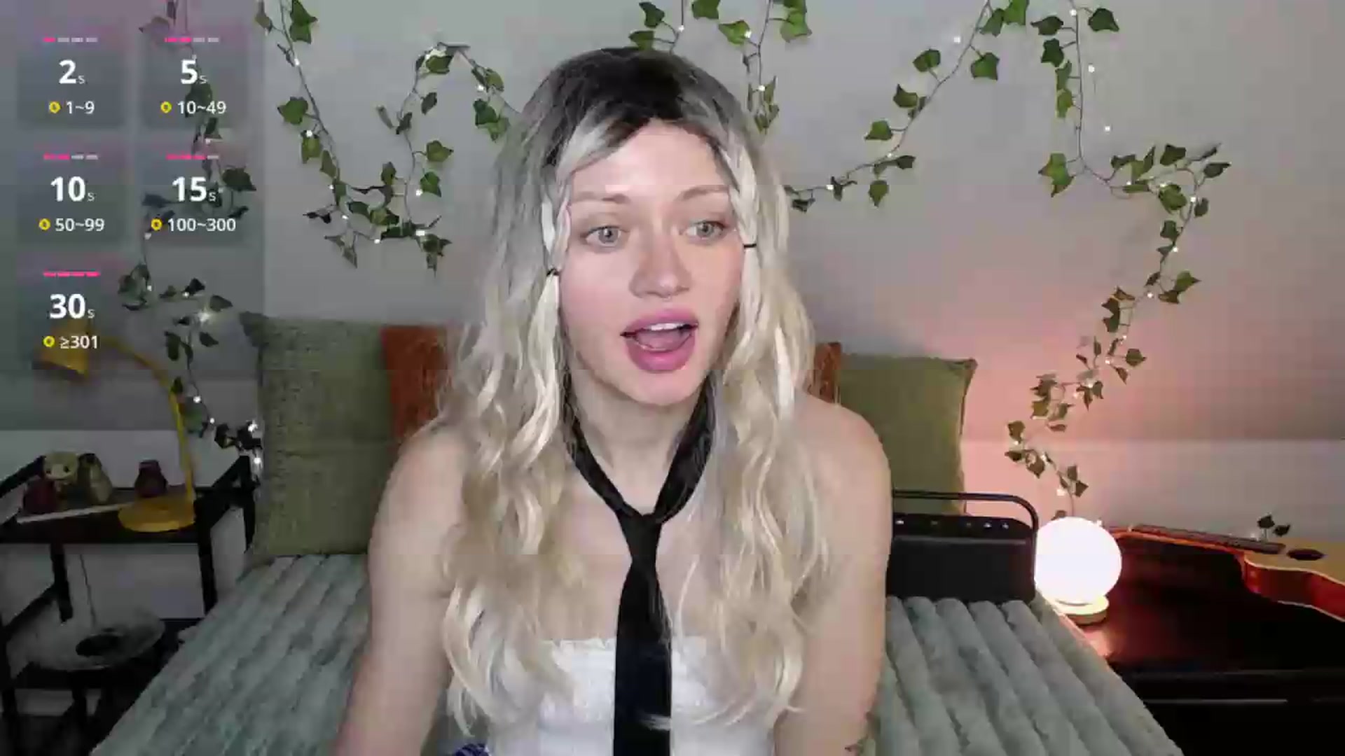 Gallery image thumbnail from MoonLush's myfreecams stream on, 06/26/2026, 22:09 image 1 of 20