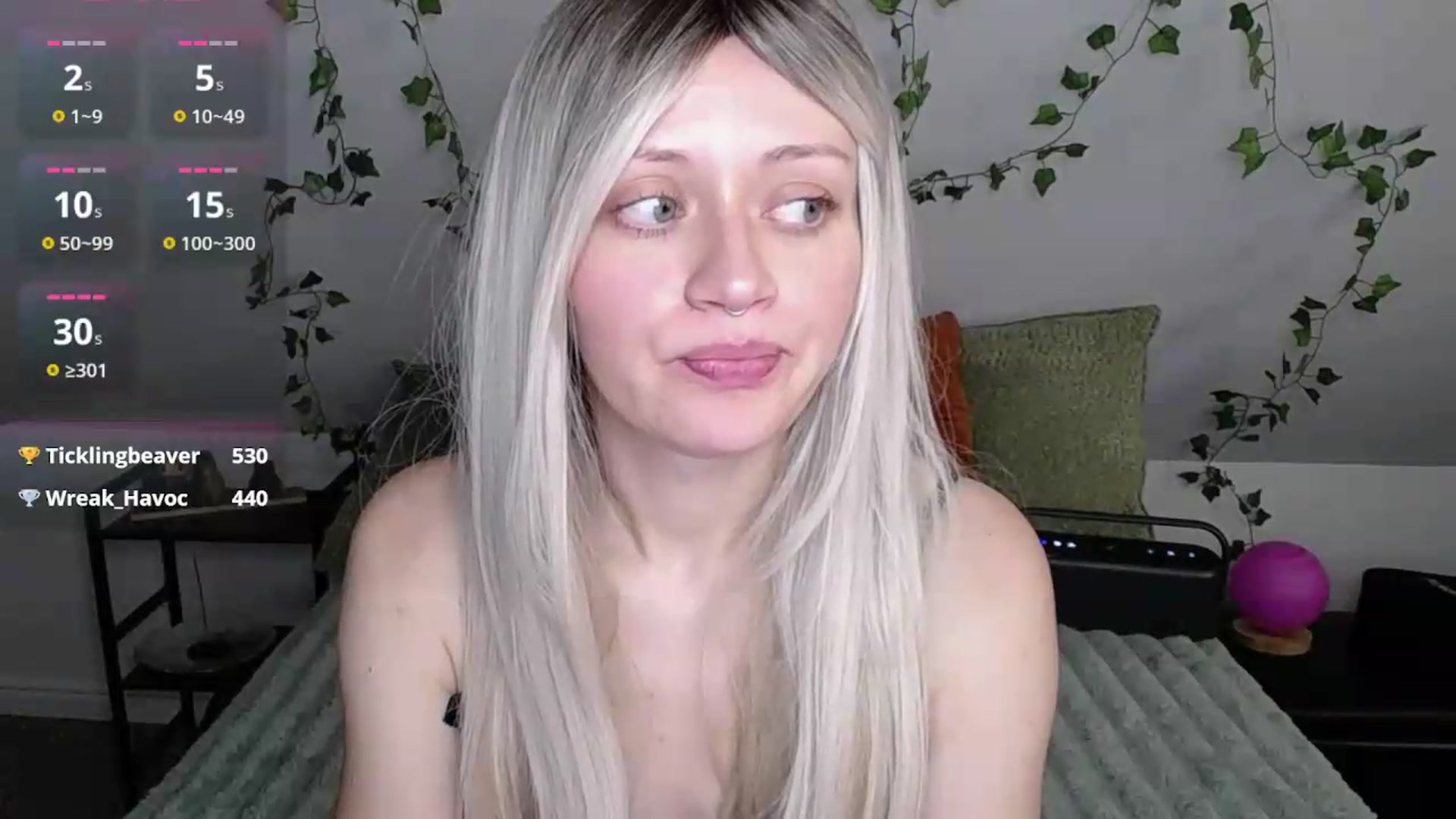 Gallery image thumbnail from MoonLush's myfreecams stream on, 07/31/2026, 21:58 image 16 of 20