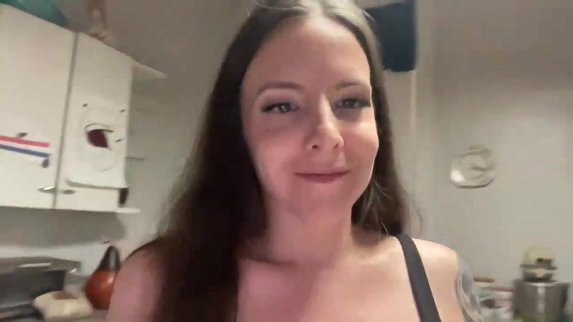Gallery image thumbnail from MoonMILF's myfreecams stream on, 08/01/2026, 14:48 image 7 of 20