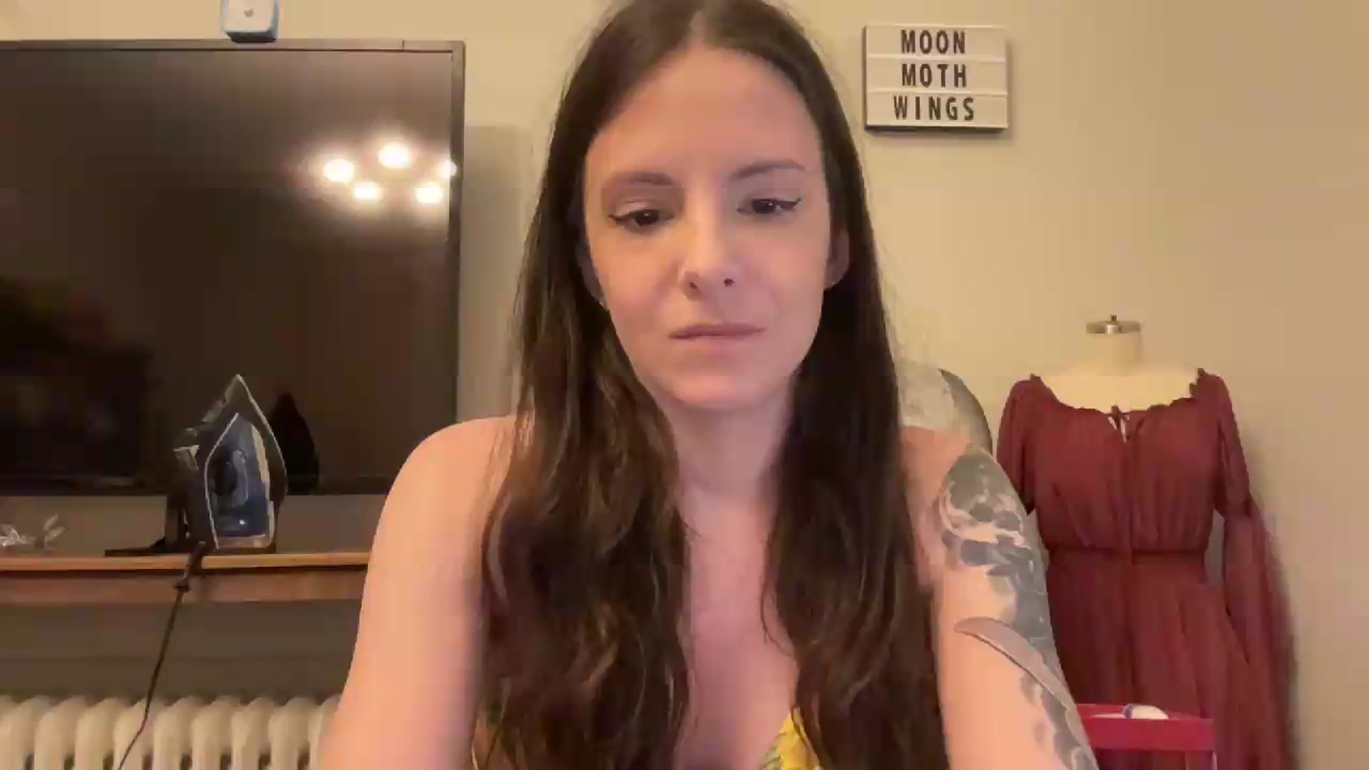 Gallery image thumbnail from MoonMILF's myfreecams stream on, 08/04/2026, 09:55 image 5 of 20