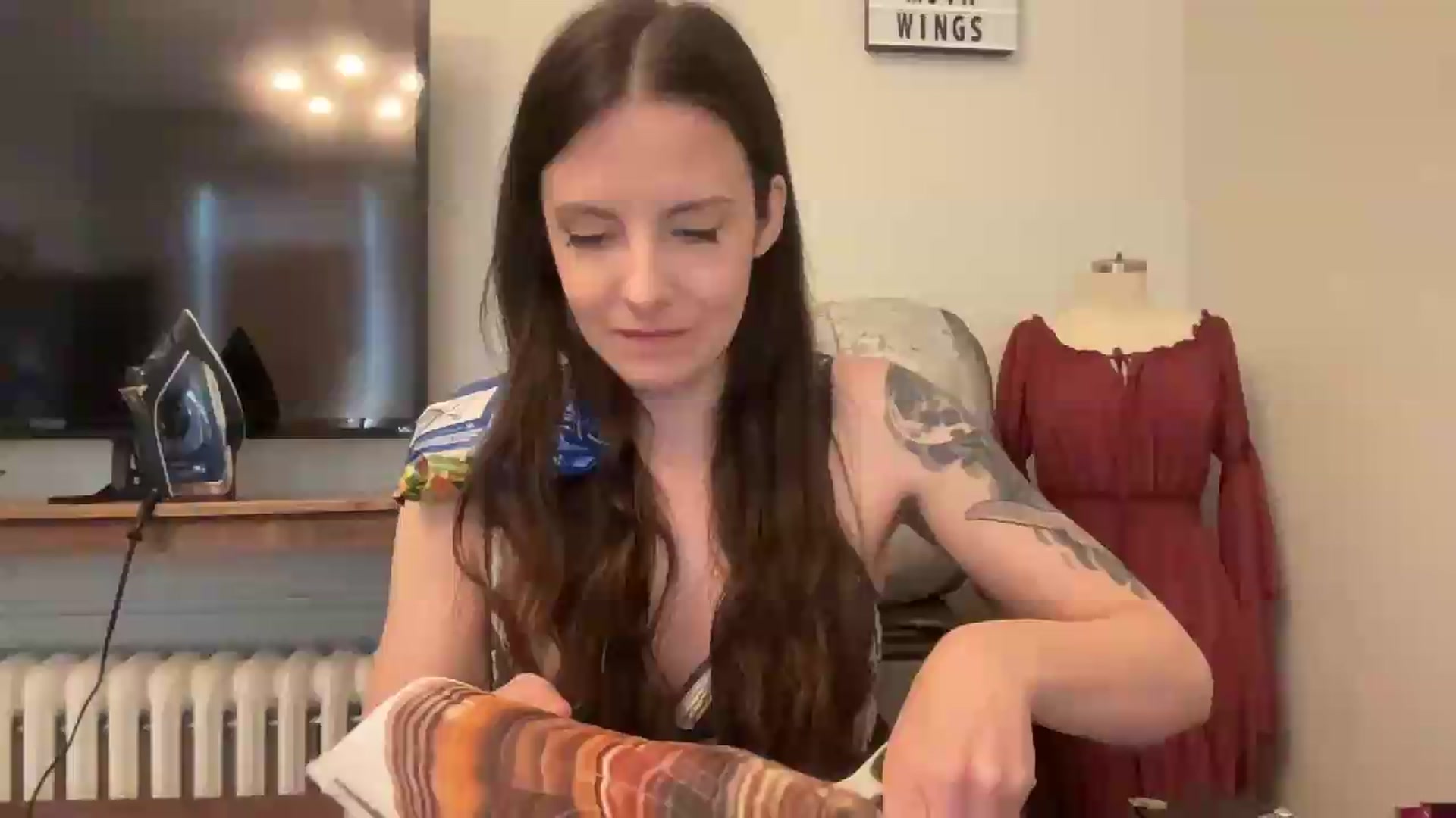 Gallery image thumbnail from MoonMILF's myfreecams stream on, 08/04/2026, 18:00 image 1 of 20