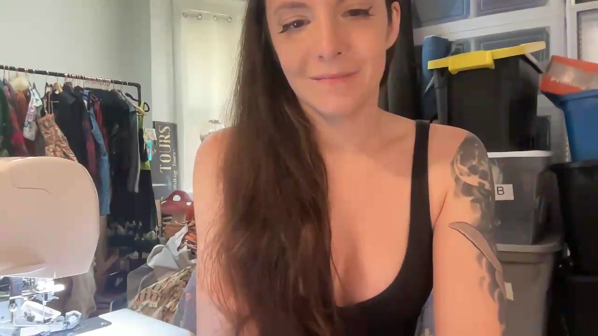 Gallery image thumbnail from MoonMILF's myfreecams stream on, 08/05/2026, 22:15 image 5 of 20