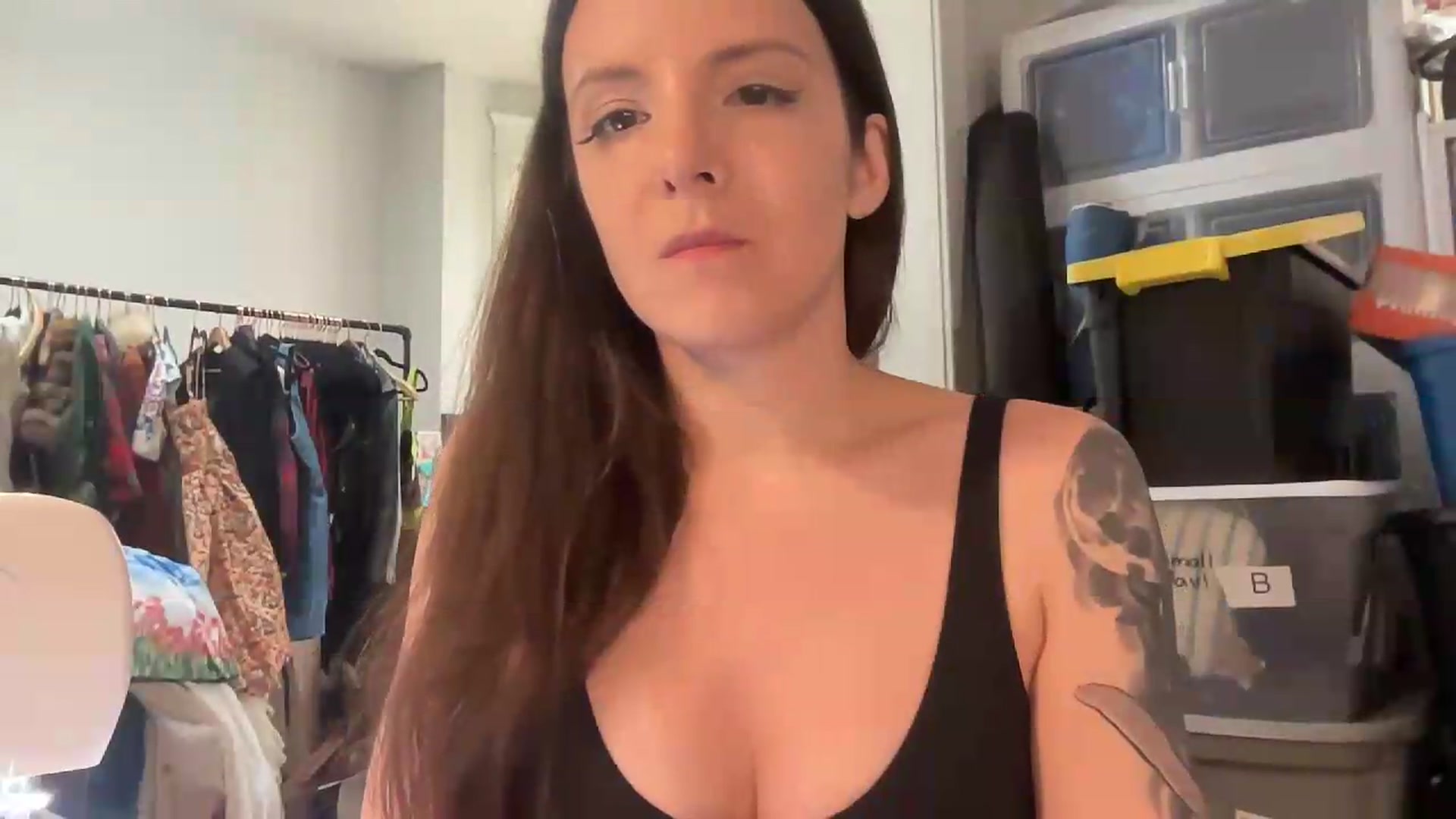Gallery image thumbnail from MoonMILF's myfreecams stream on, 08/05/2026, 22:15 image 18 of 20