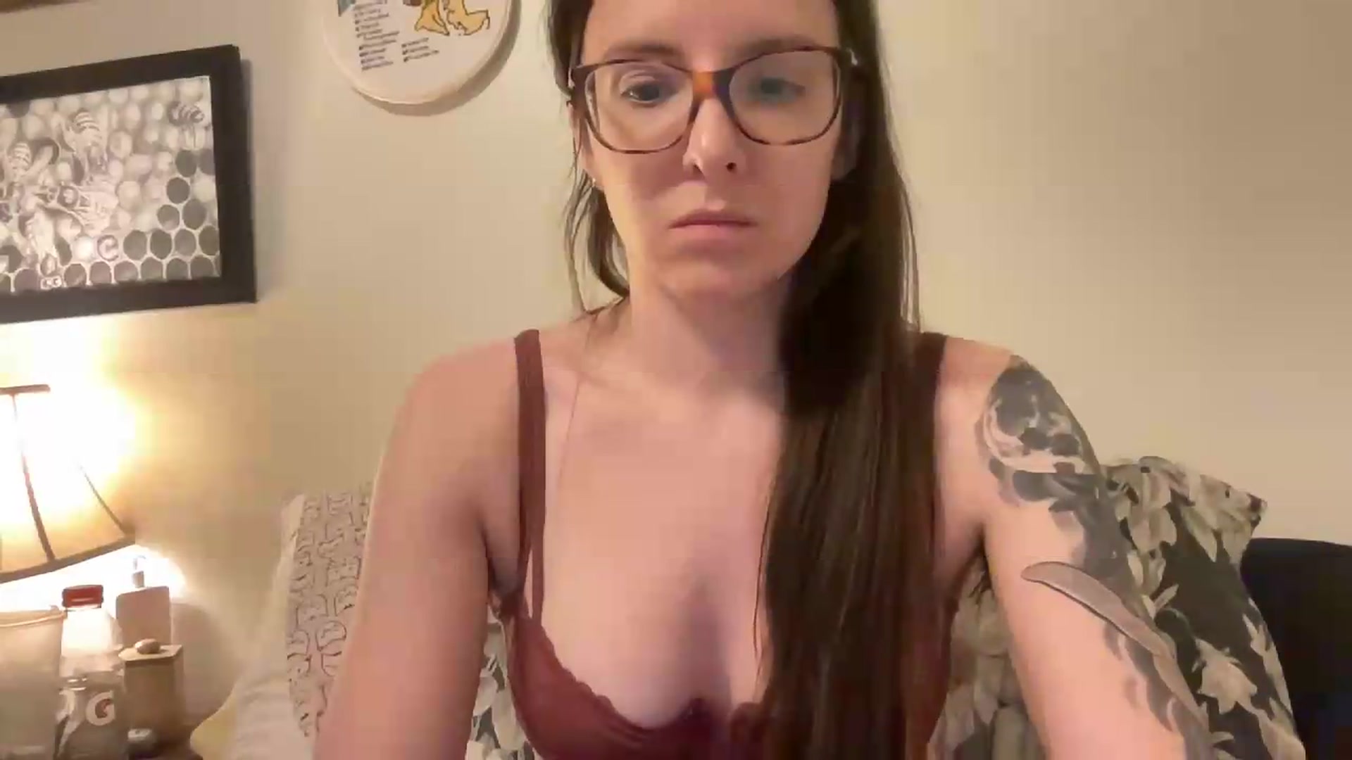 Gallery image thumbnail from MoonMILF's myfreecams stream on, 08/06/2026, 10:26 image 16 of 20