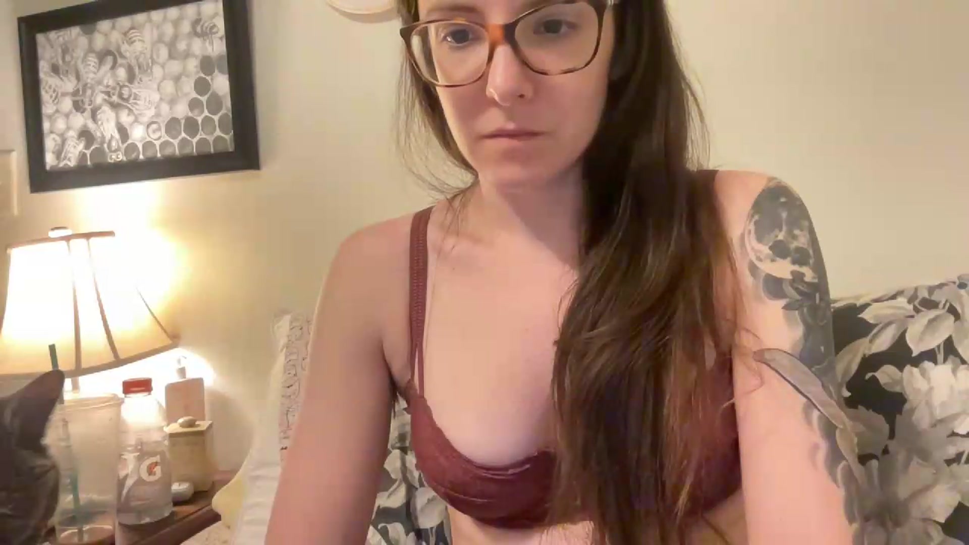 Gallery image thumbnail from MoonMILF's myfreecams stream on, 08/06/2026, 10:26 image 5 of 20
