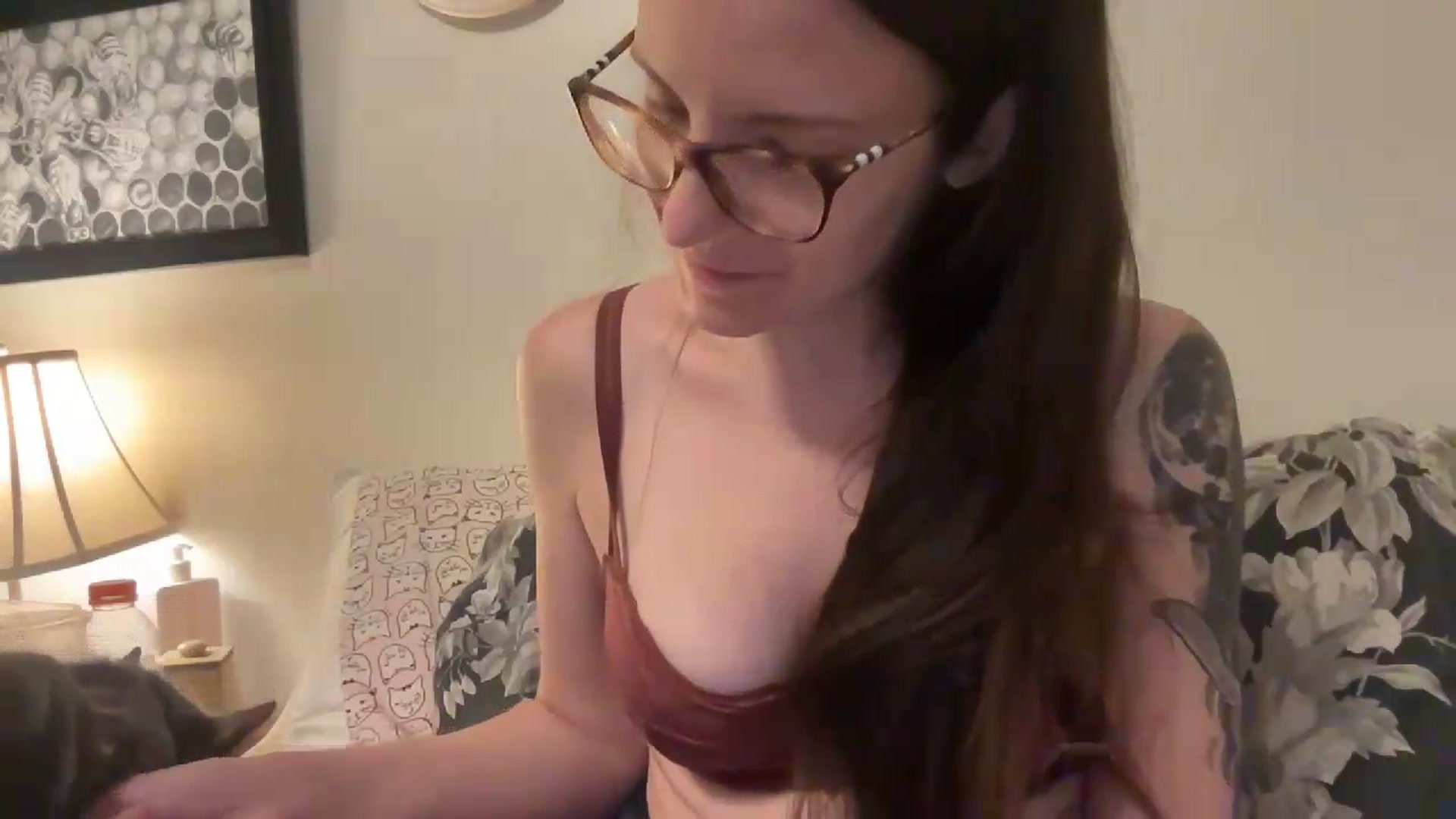 Gallery image thumbnail from MoonMILF's myfreecams stream on, 08/06/2026, 10:26 image 2 of 20