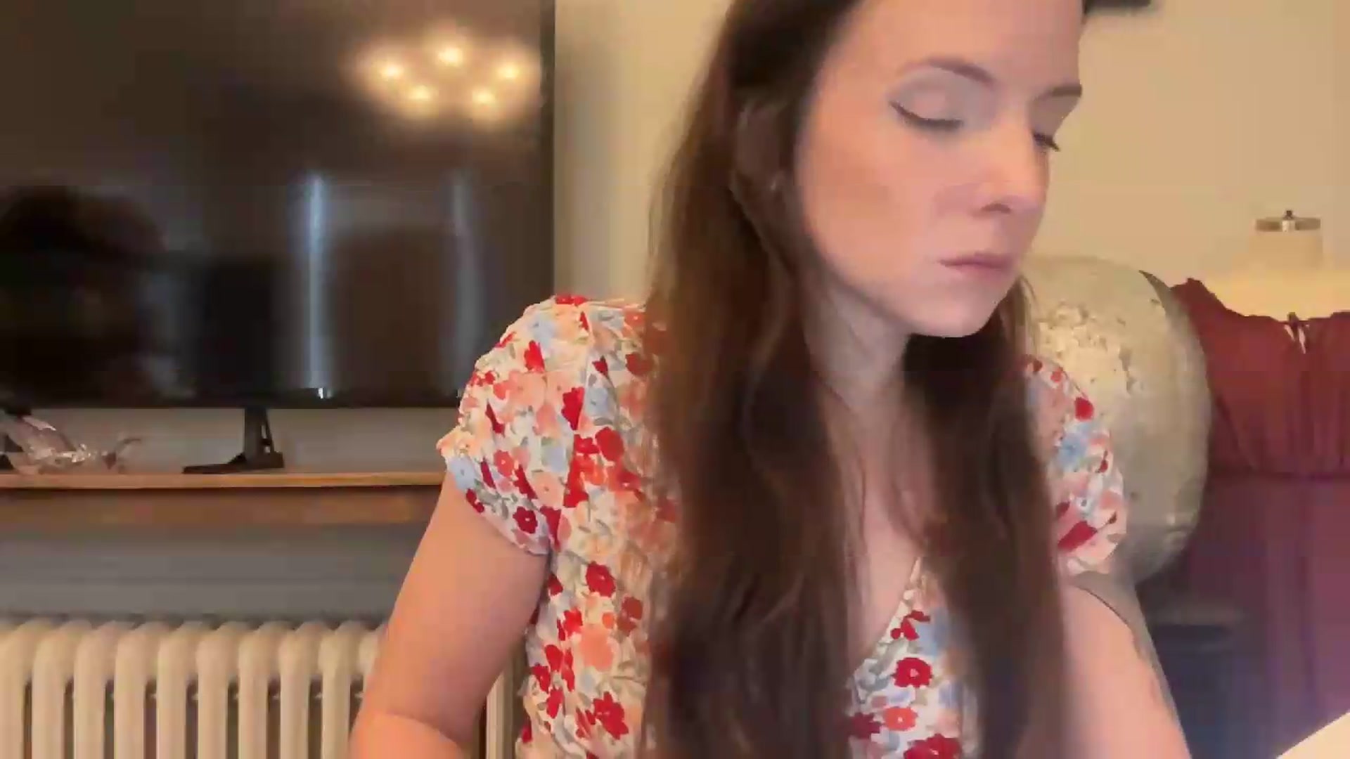 Gallery image thumbnail from MoonMILF's myfreecams stream on, 08/06/2026, 14:39 image 11 of 20