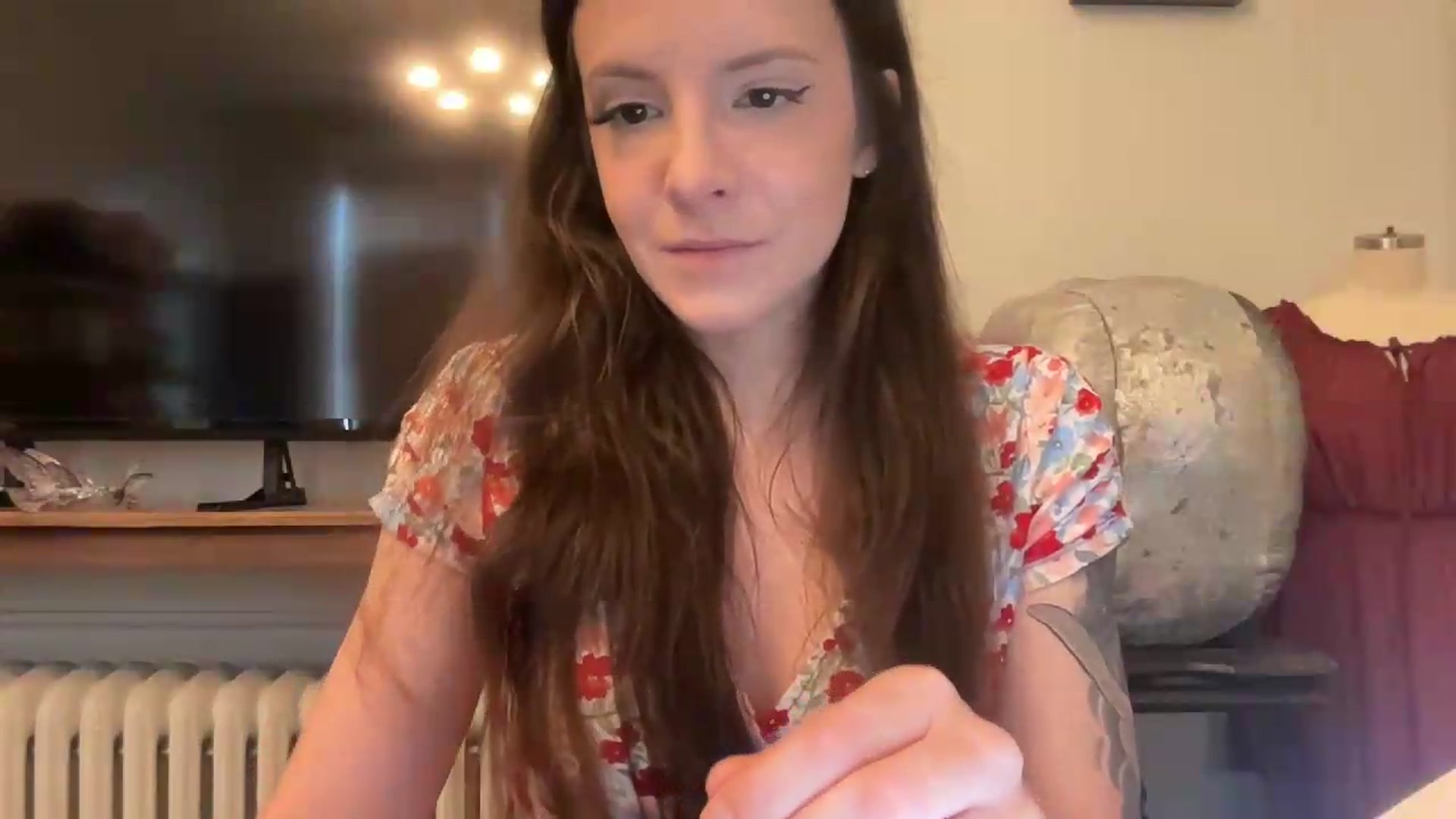 Gallery image thumbnail from MoonMILF's myfreecams stream on, 08/06/2026, 14:39 image 13 of 20