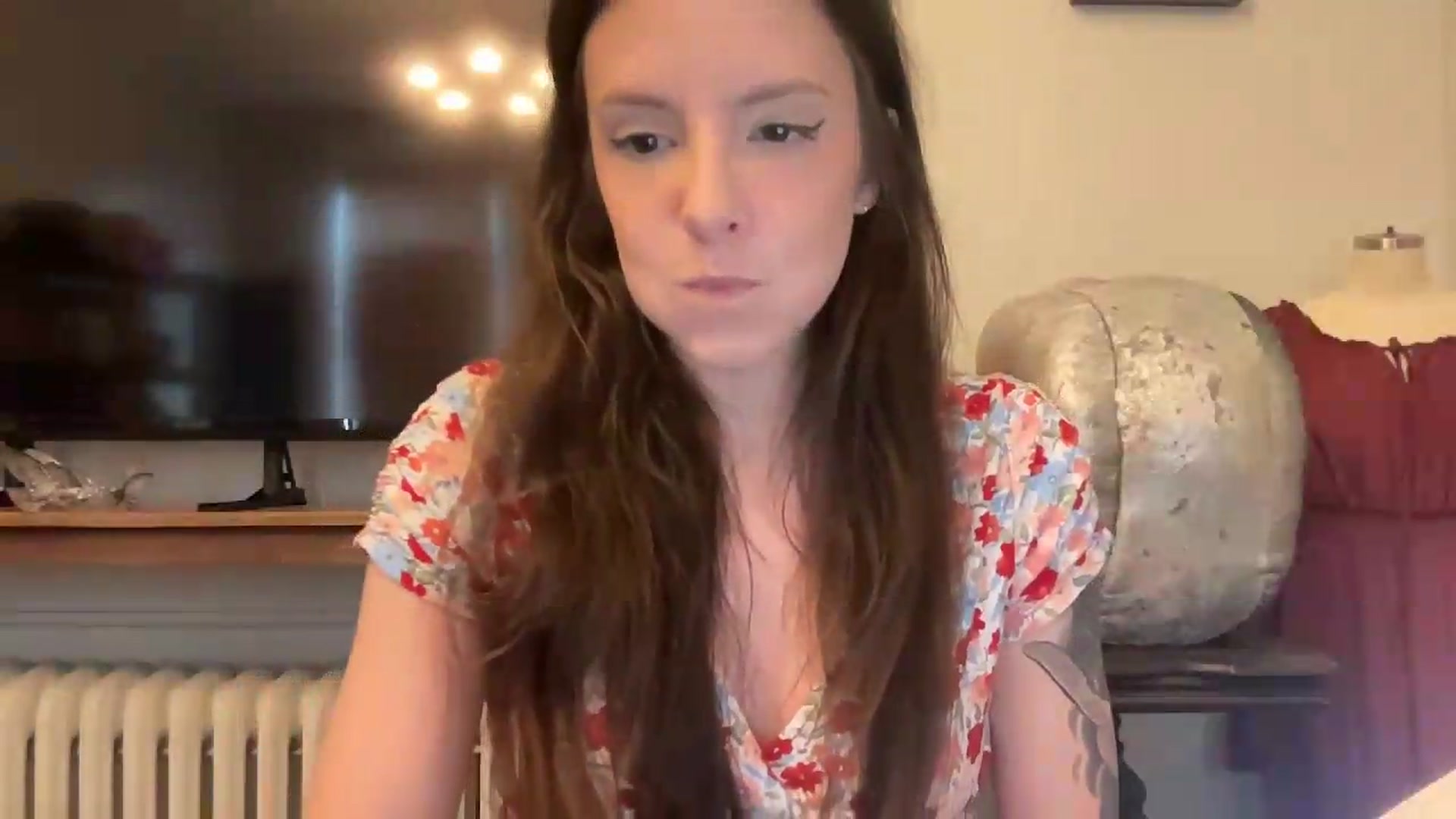 Gallery image thumbnail from MoonMILF's myfreecams stream on, 08/06/2026, 14:39 image 8 of 20