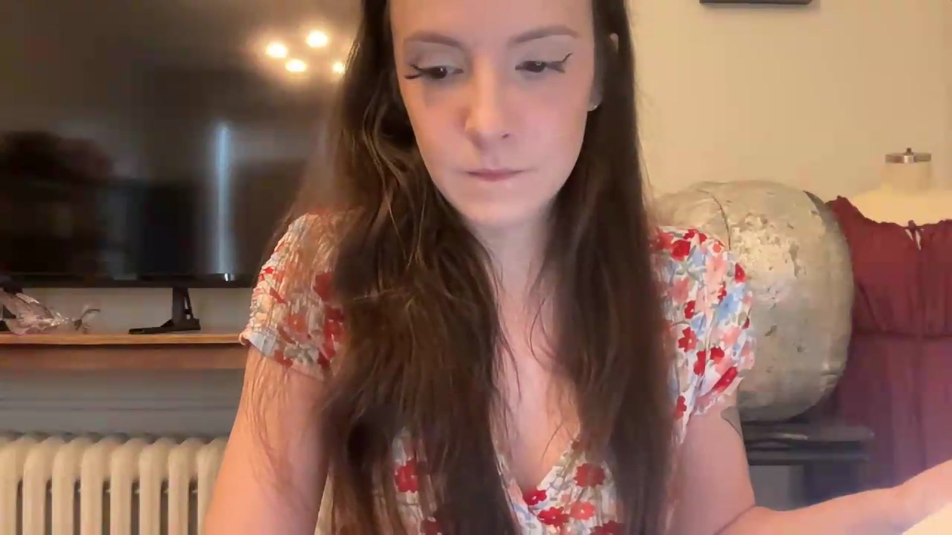 Gallery image thumbnail from MoonMILF's myfreecams stream on, 08/06/2026, 14:39 image 14 of 20