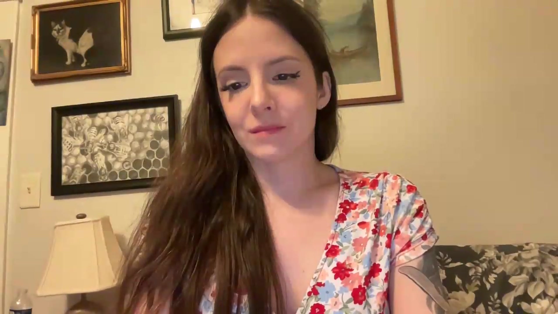 Gallery image thumbnail from MoonMILF's myfreecams stream on, 08/06/2026, 16:06 image 13 of 20