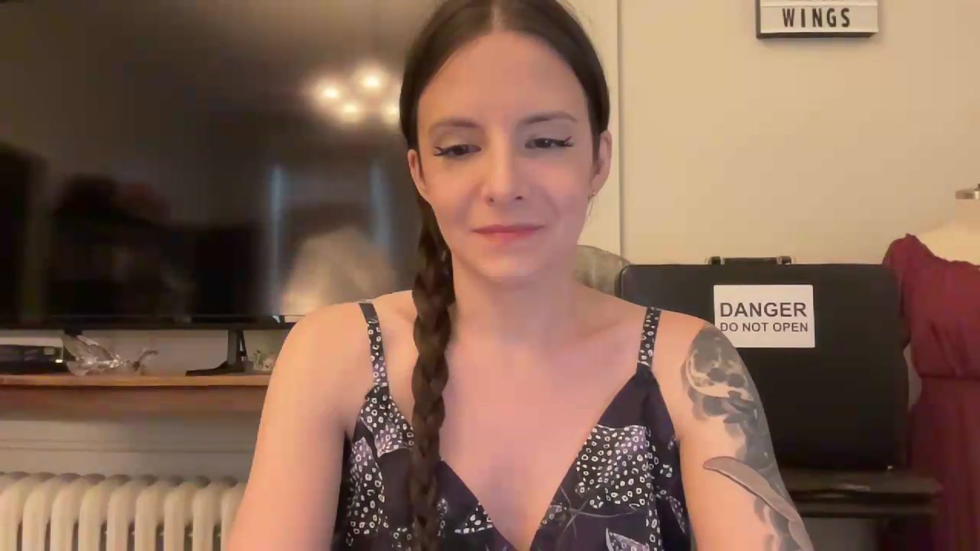 Gallery image thumbnail from MoonMILF's myfreecams stream on, 08/07/2026, 20:15 image 10 of 20