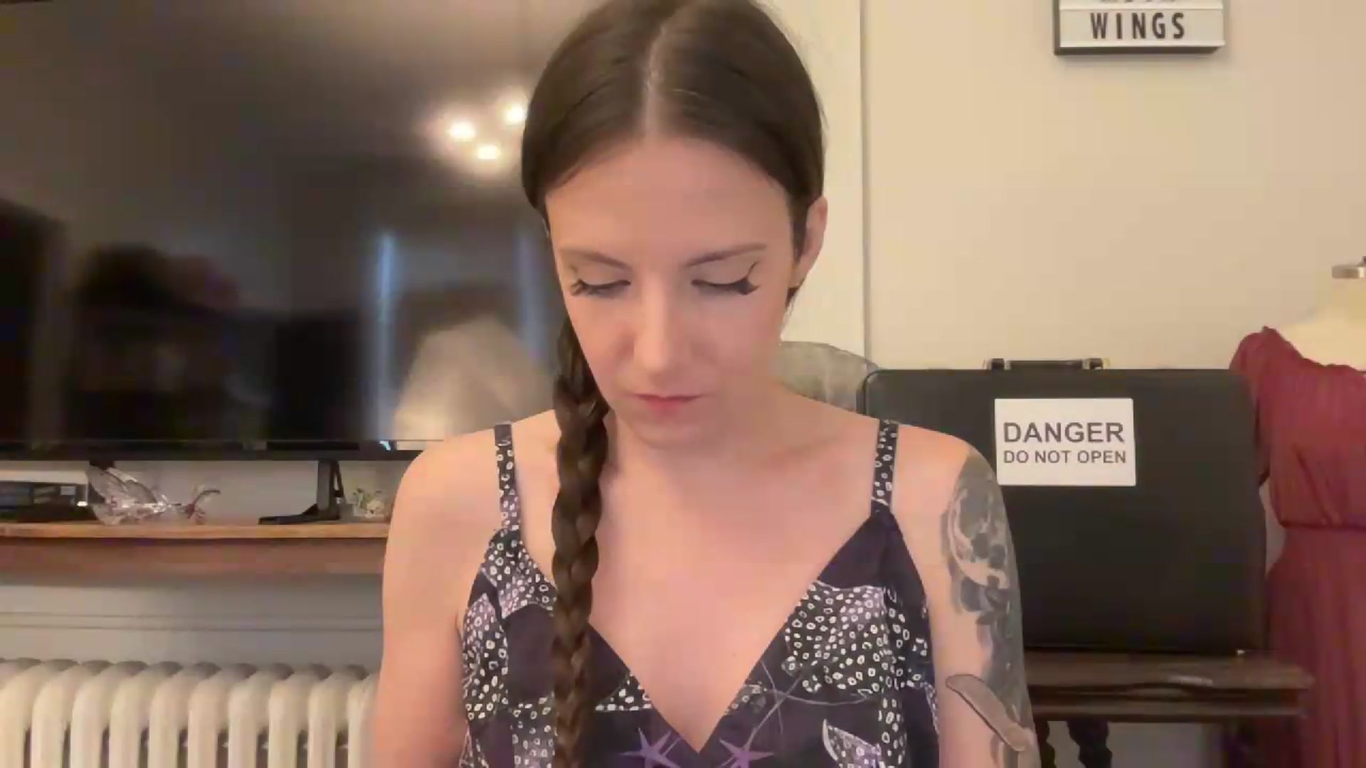 Gallery image thumbnail from MoonMILF's myfreecams stream on, 08/07/2026, 20:15 image 14 of 20