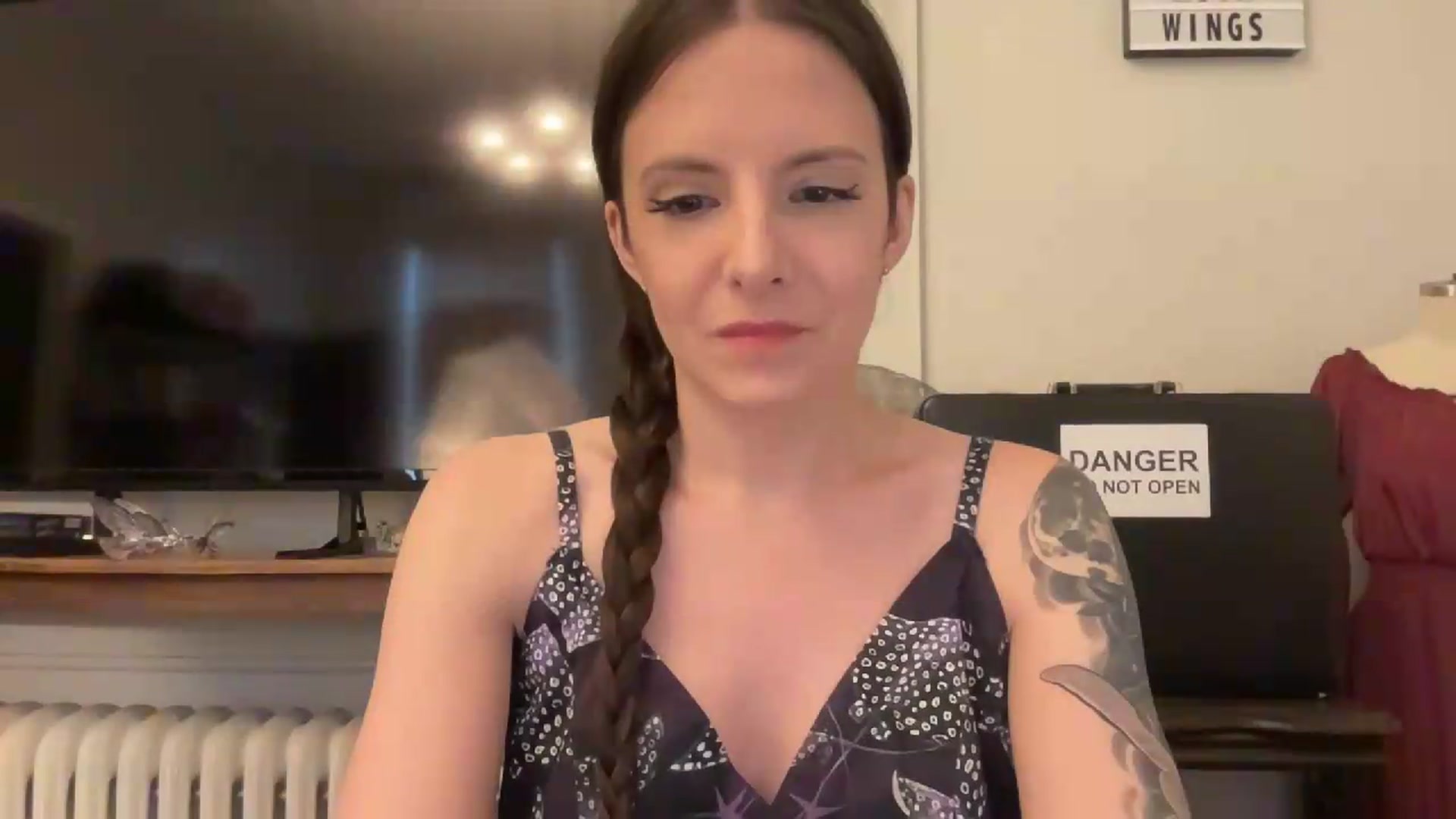 Gallery image thumbnail from MoonMILF's myfreecams stream on, 08/07/2026, 20:15 image 12 of 20