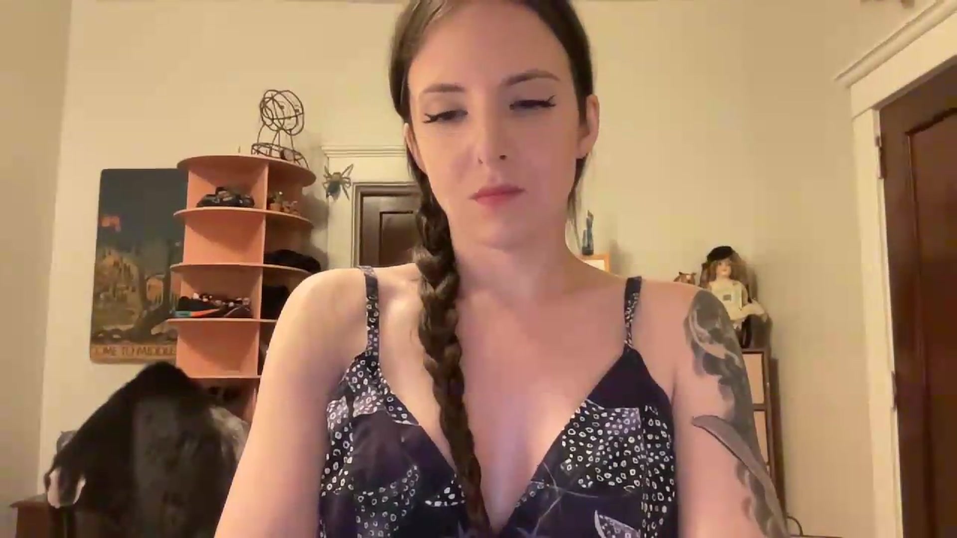 Gallery image thumbnail from MoonMILF's myfreecams stream on, 08/07/2026, 20:49 image 17 of 20