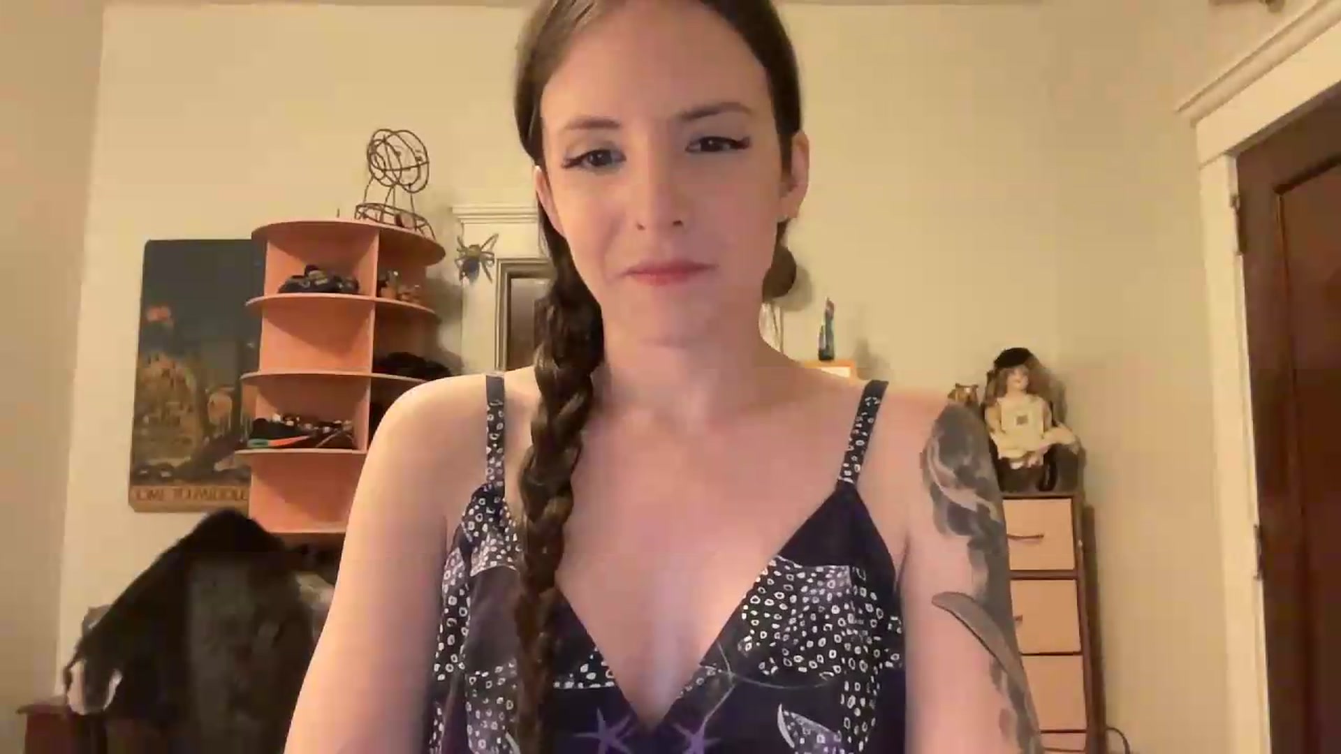 Gallery image thumbnail from MoonMILF's myfreecams stream on, 08/07/2026, 20:49 image 11 of 20