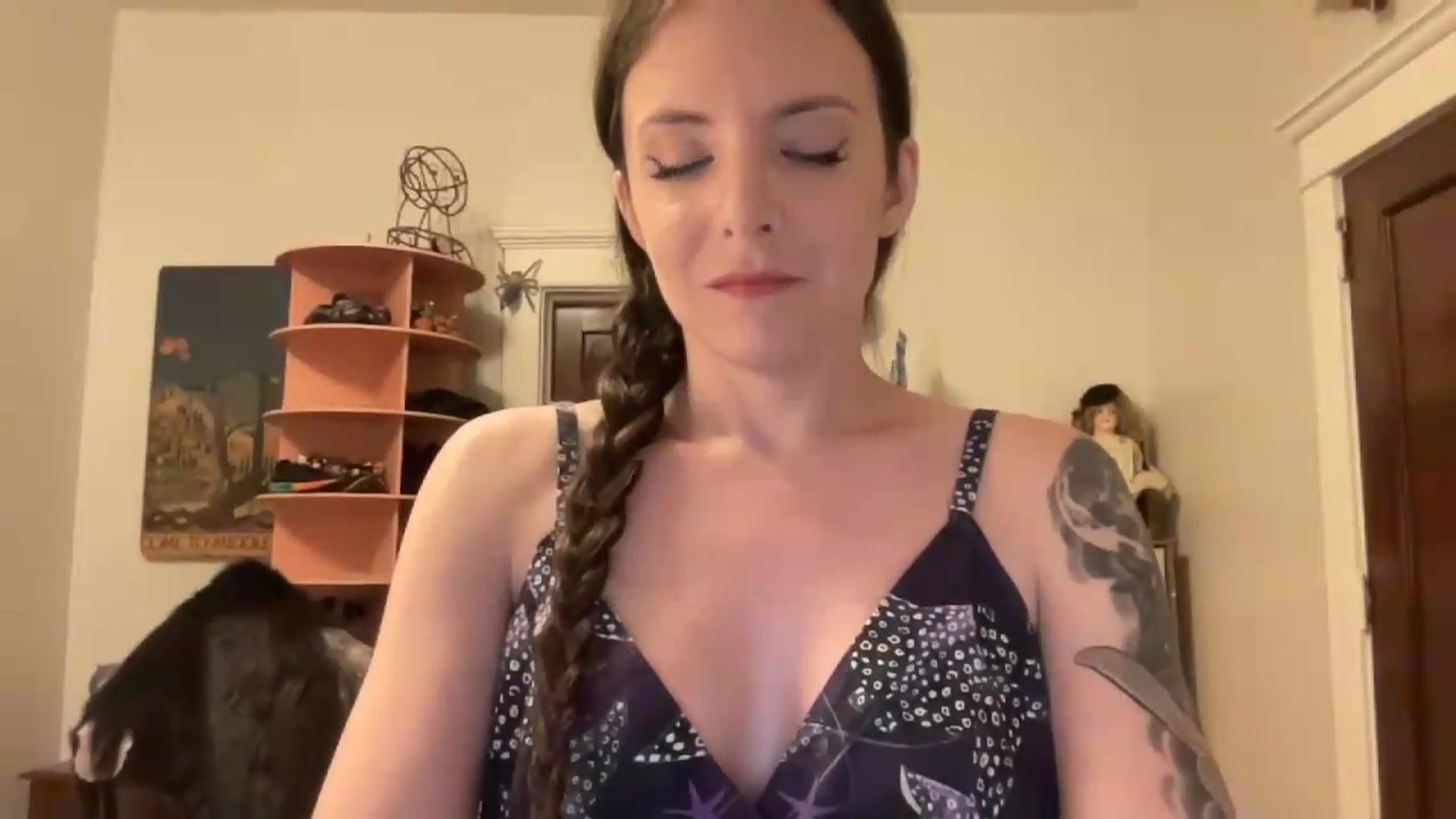 Gallery image thumbnail from MoonMILF's myfreecams stream on, 08/07/2026, 20:49 image 5 of 20