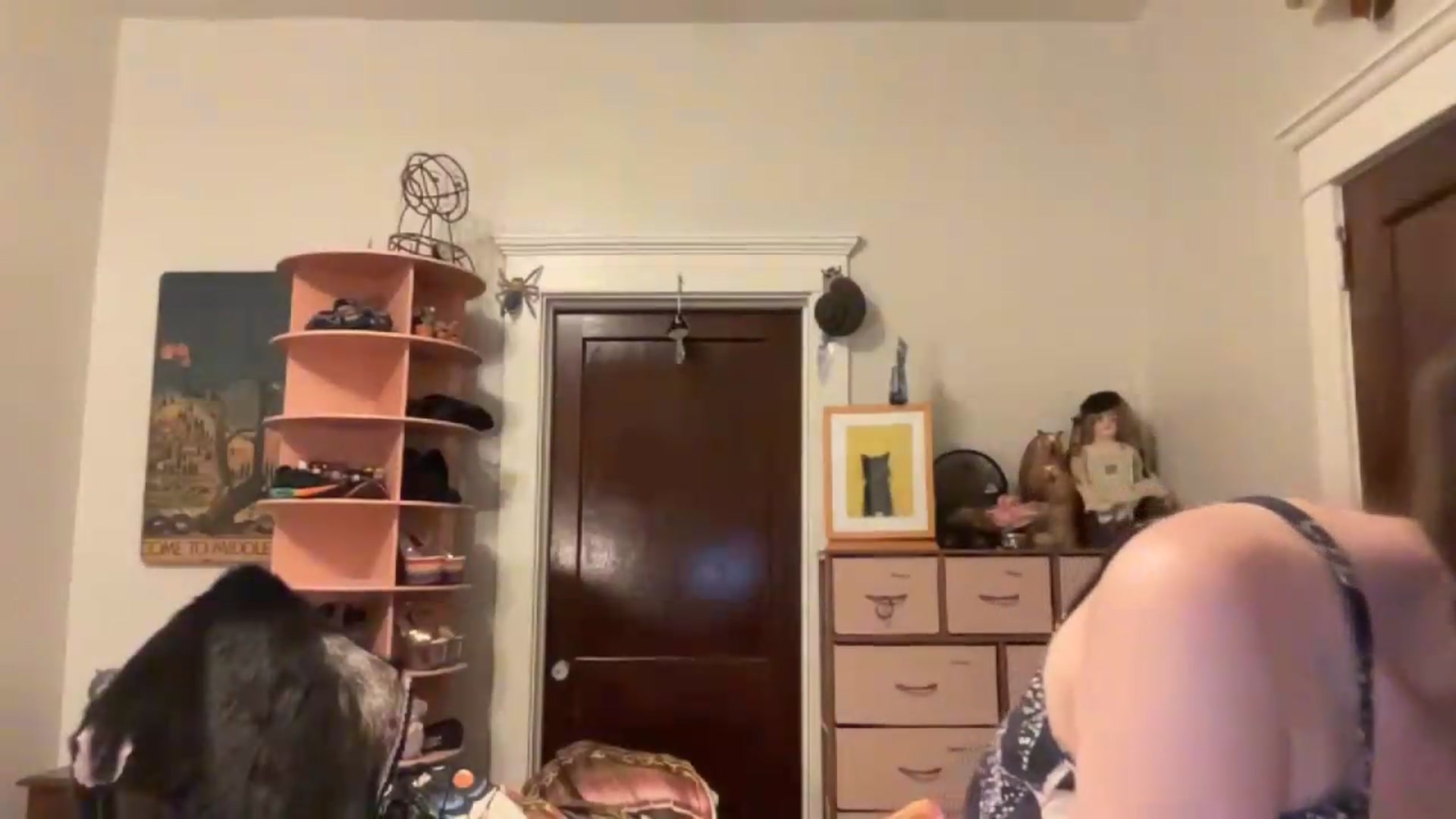 Gallery image thumbnail from MoonMILF's myfreecams stream on, 08/07/2026, 20:49 image 7 of 20