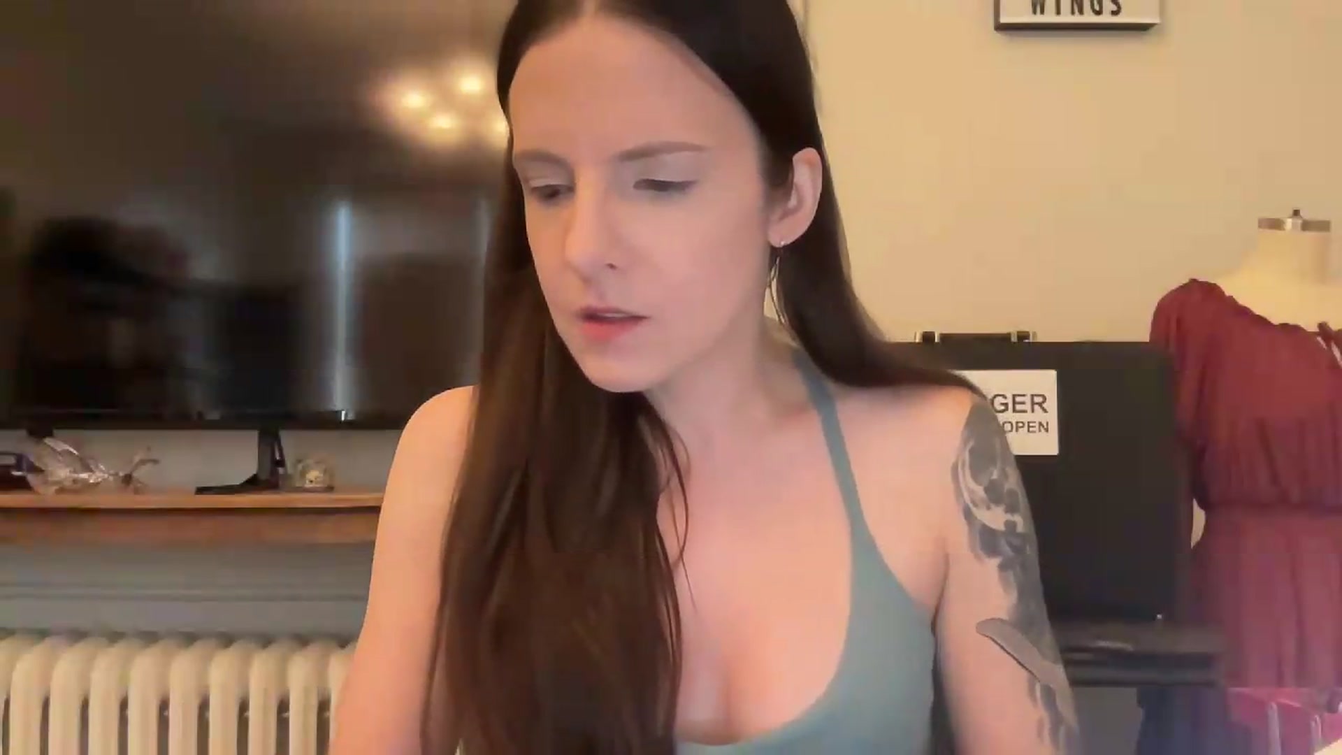 Gallery image thumbnail from MoonMILF's myfreecams stream on, 08/08/2026, 14:35 image 3 of 20