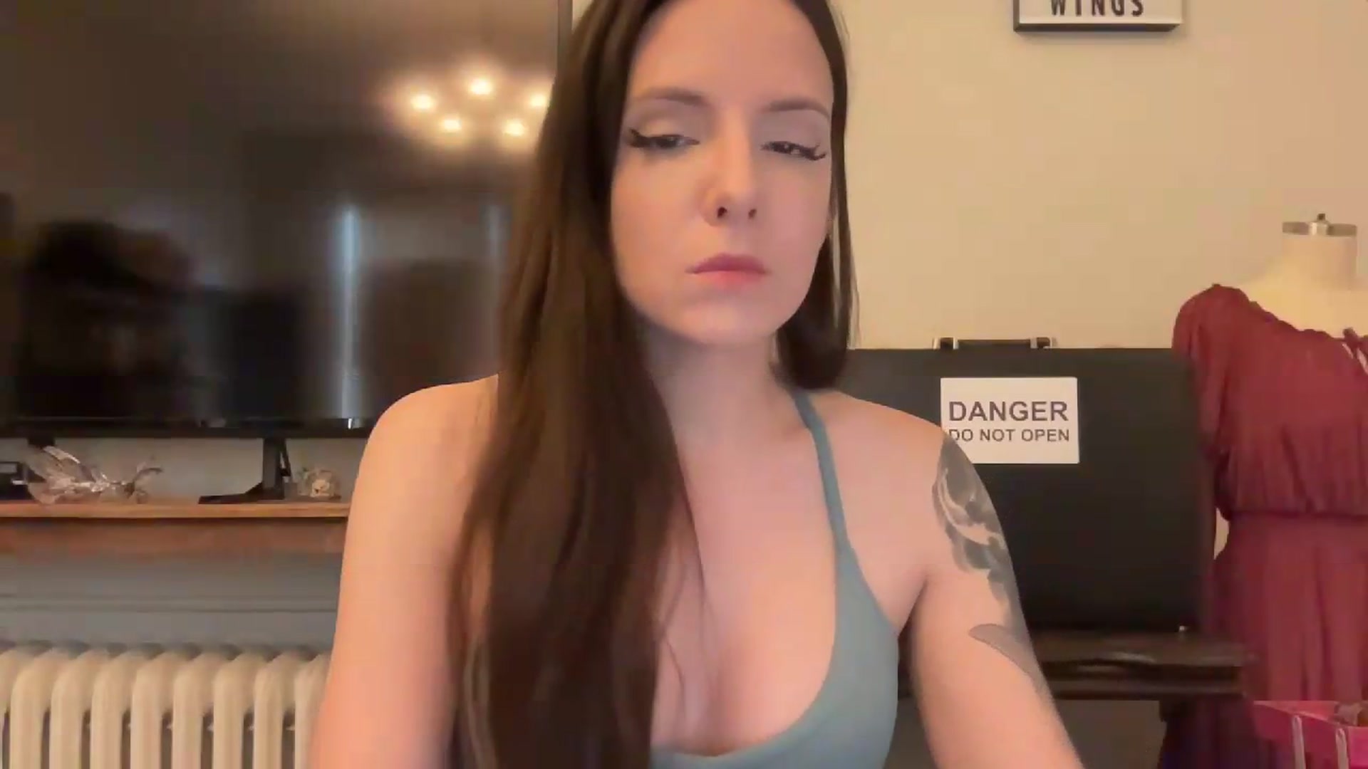 Gallery image thumbnail from MoonMILF's myfreecams stream on, 08/08/2026, 14:35 image 7 of 20