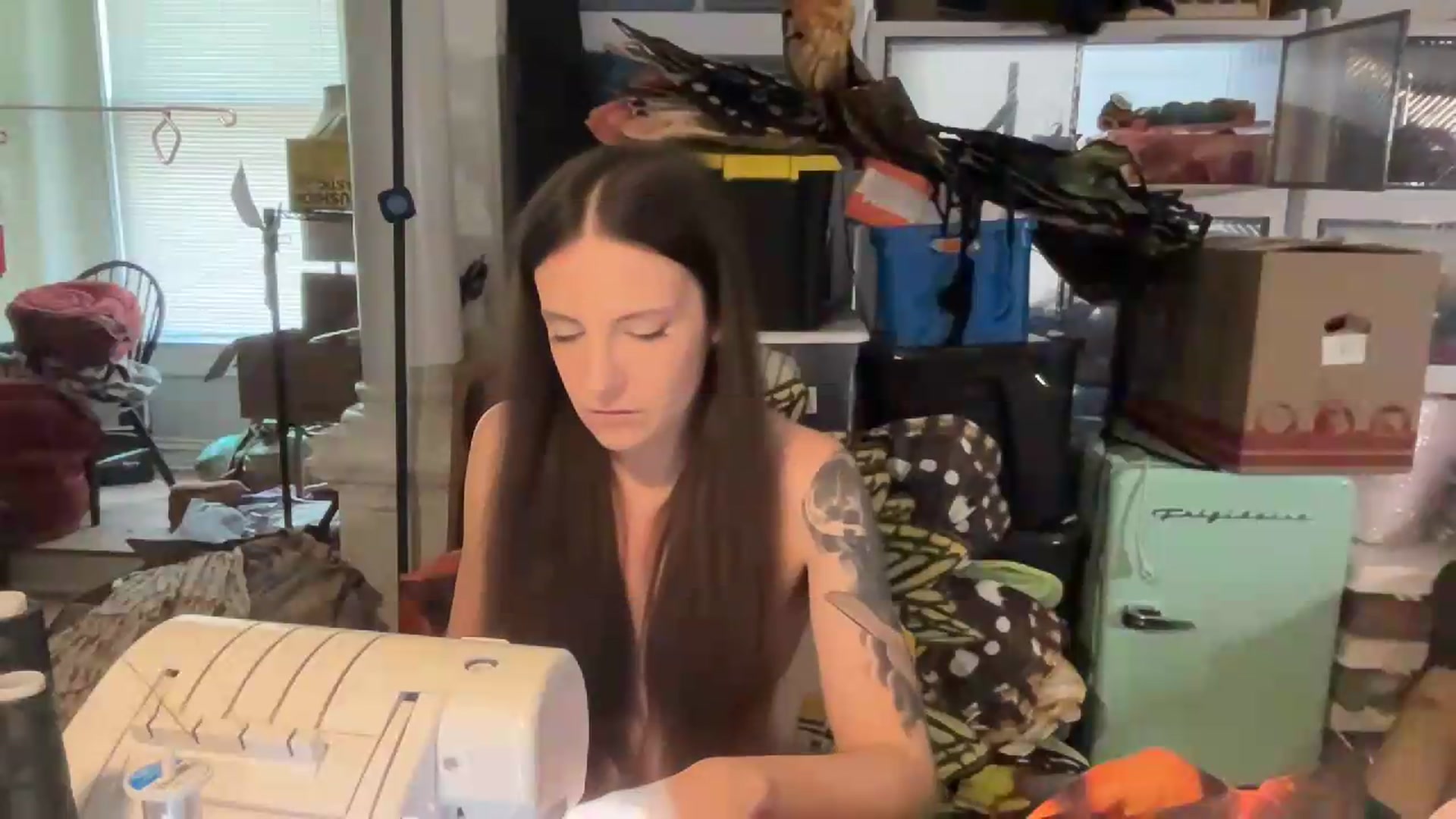 Gallery image thumbnail from MoonMILF's myfreecams stream on, 08/09/2026, 16:37 image 7 of 20