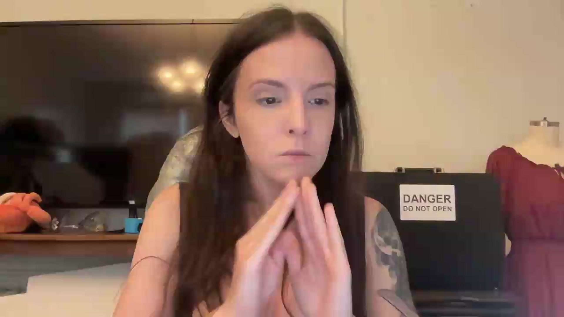 Gallery image thumbnail from MoonMILF's myfreecams stream on, 08/11/2026, 14:59 image 1 of 20