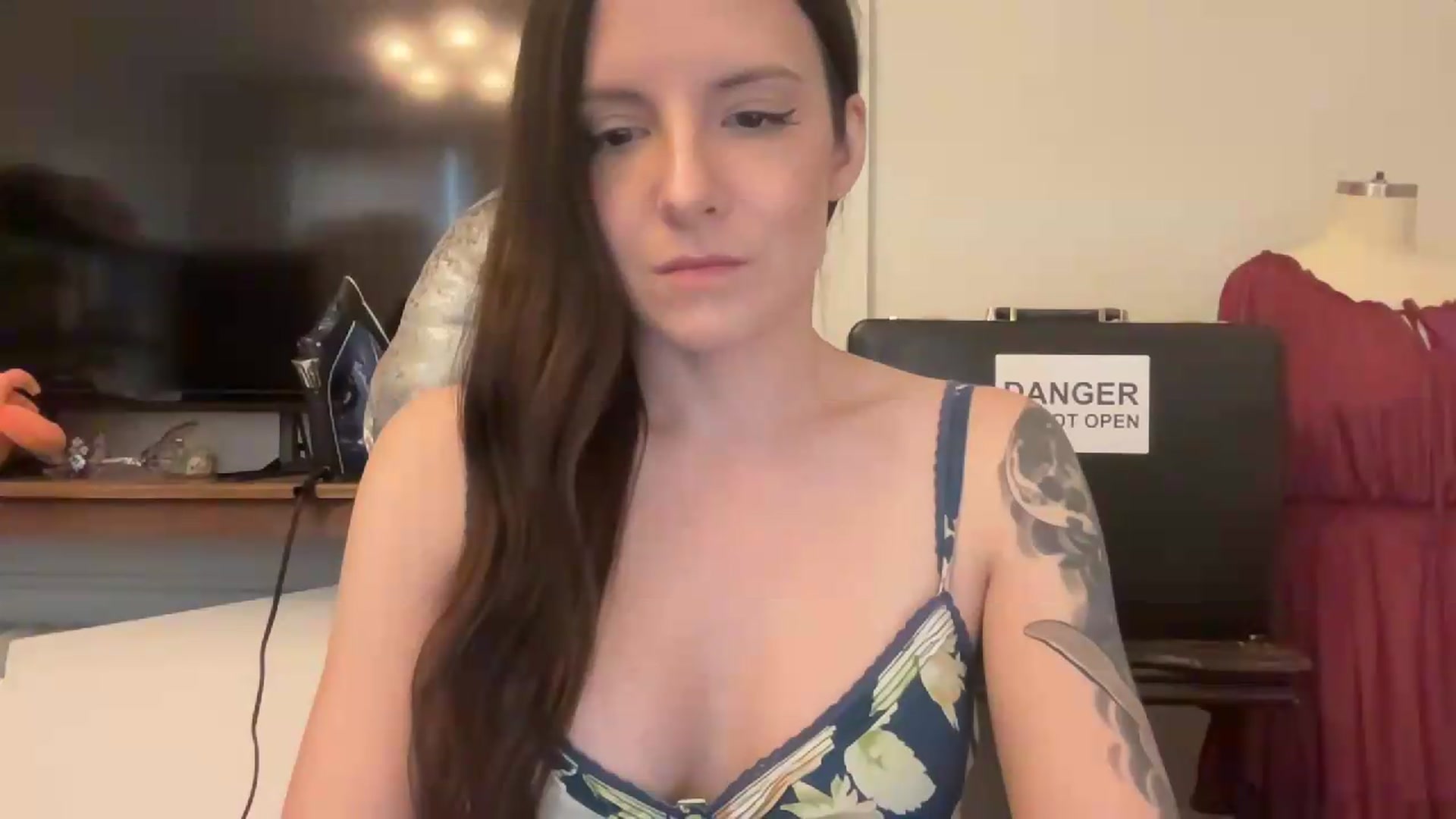 Gallery image thumbnail from MoonMILF's myfreecams stream on, 08/13/2026, 18:14 image 13 of 20