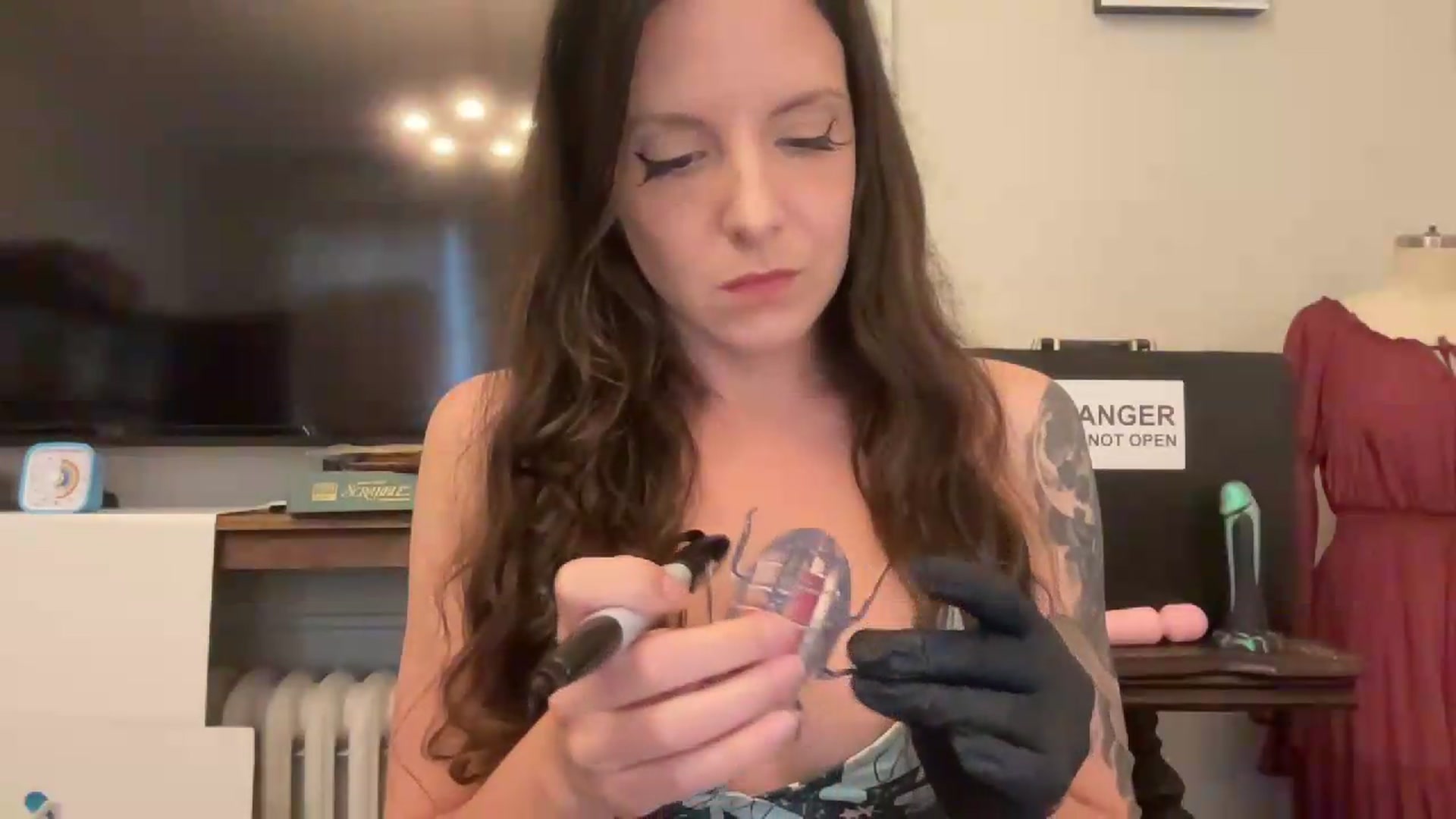 Gallery image thumbnail from MoonMILF's myfreecams stream on, 08/27/2026, 19:49 image 18 of 20