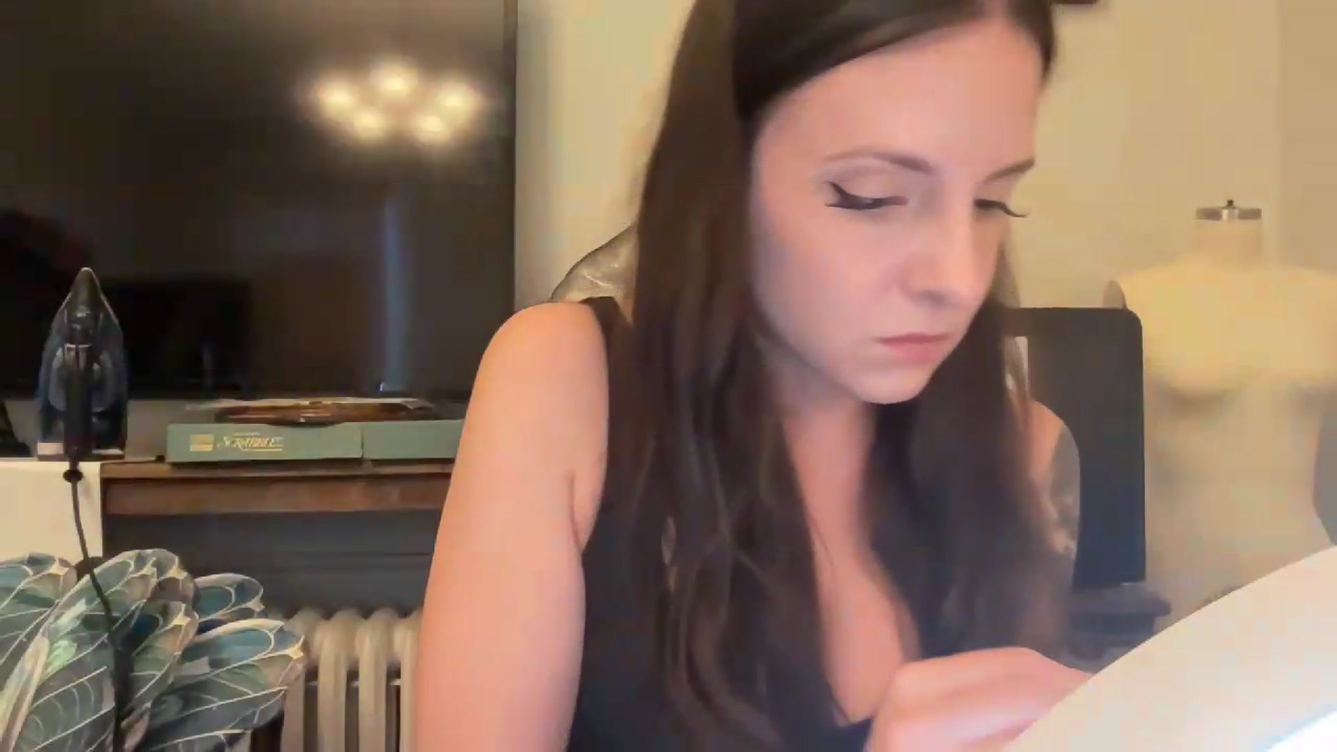 Gallery image thumbnail from MoonMILF's myfreecams stream on, 08/29/2026, 21:16 image 8 of 20